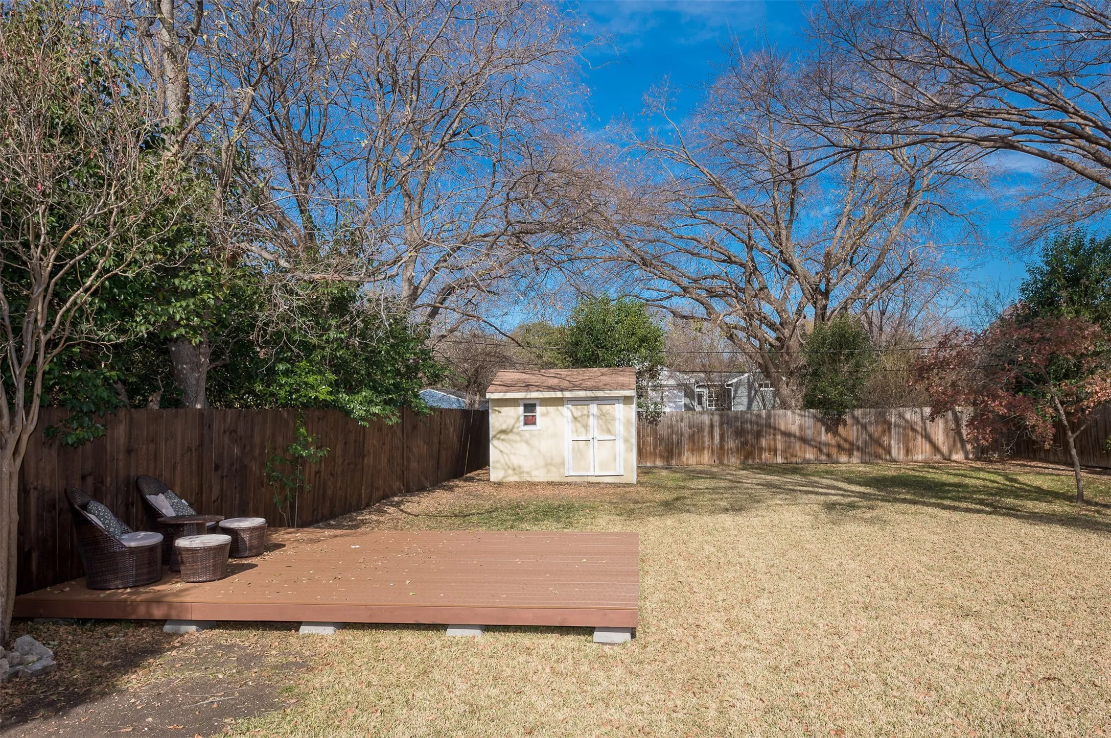Single Family Residence For Rent in Tarrant County , 3540 Rashti Court, Fort Worth, Texas 76109, 3 Bedroom, 2 Bathroom, 1 Garage spaces, 1,366 Sqft, built in 1949, mls#21364284, Real Estate Agent in Fort Worth, Homes For Rent in Tarrant county, Homes For Rent in Fort Worth, Realtor in Fort Worth Texas, Real Estate Brokerage Independent Realty Texas, Luminita Cordes Realtor