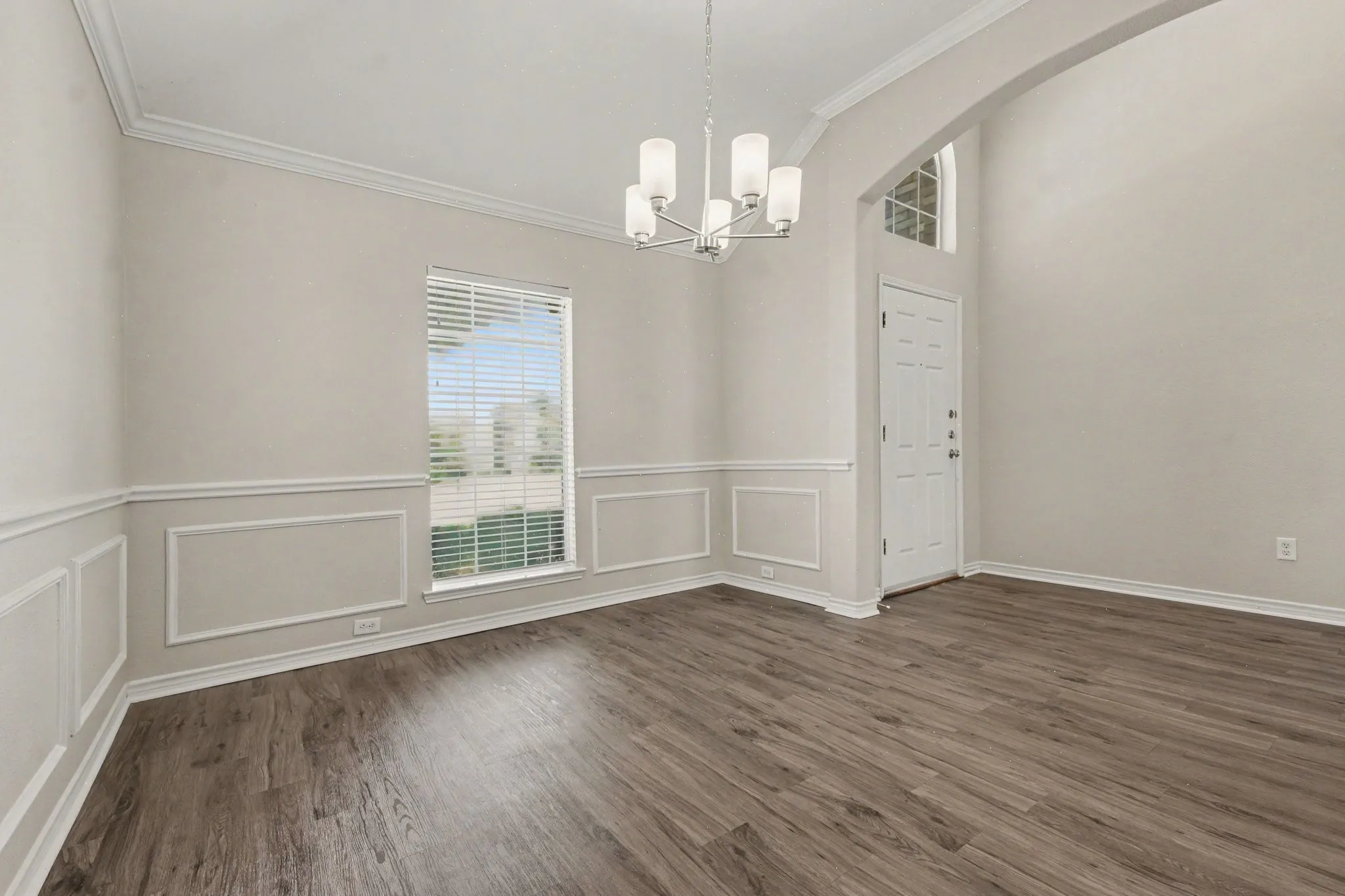 Single Family Residence For Sale in Collin County , 1614 Woodhaven Court, Allen, Texas 75002, 3 Bedroom, 2 Bathroom, 2 Garage spaces, 1,875 Sqft, built in 2001, mls#21367738, Real Estate Agent in Allen, Homes For Sale in Collin county, Homes For Sale in Allen, Realtor in Allen Texas, Real Estate Brokerage Independent Realty Texas, Luminita Cordes Realtor