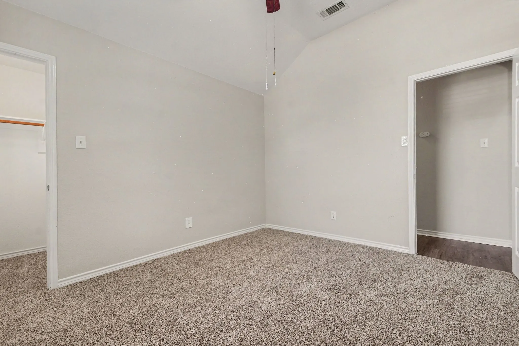 Single Family Residence For Sale in Collin County , 1614 Woodhaven Court, Allen, Texas 75002, 3 Bedroom, 2 Bathroom, 2 Garage spaces, 1,875 Sqft, built in 2001, mls#21367738, Real Estate Agent in Allen, Homes For Sale in Collin county, Homes For Sale in Allen, Realtor in Allen Texas, Real Estate Brokerage Independent Realty Texas, Luminita Cordes Realtor