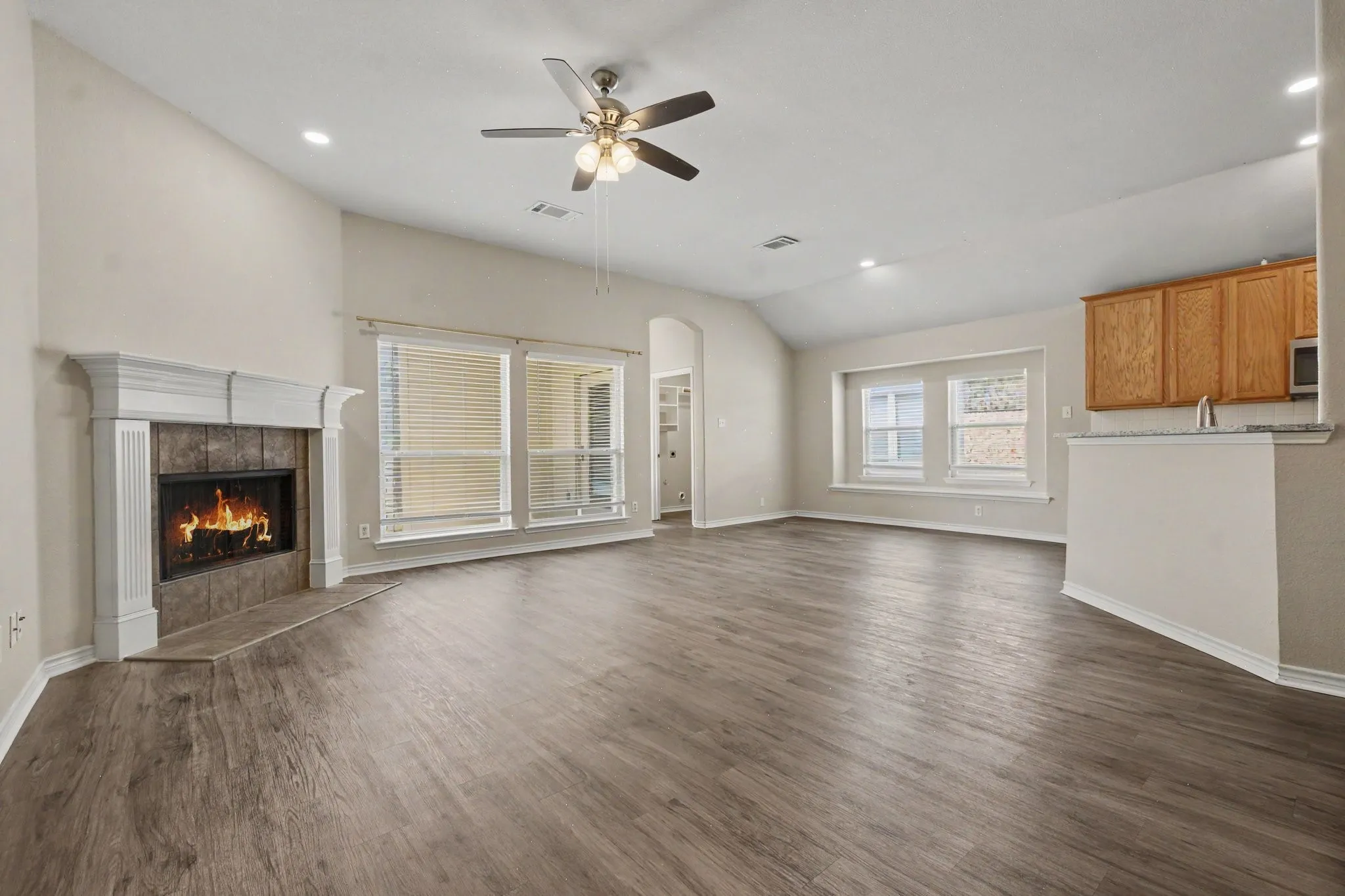 Single Family Residence For Sale in Collin County , 1614 Woodhaven Court, Allen, Texas 75002, 3 Bedroom, 2 Bathroom, 2 Garage spaces, 1,875 Sqft, built in 2001, mls#21367738, Real Estate Agent in Allen, Homes For Sale in Collin county, Homes For Sale in Allen, Realtor in Allen Texas, Real Estate Brokerage Independent Realty Texas, Luminita Cordes Realtor