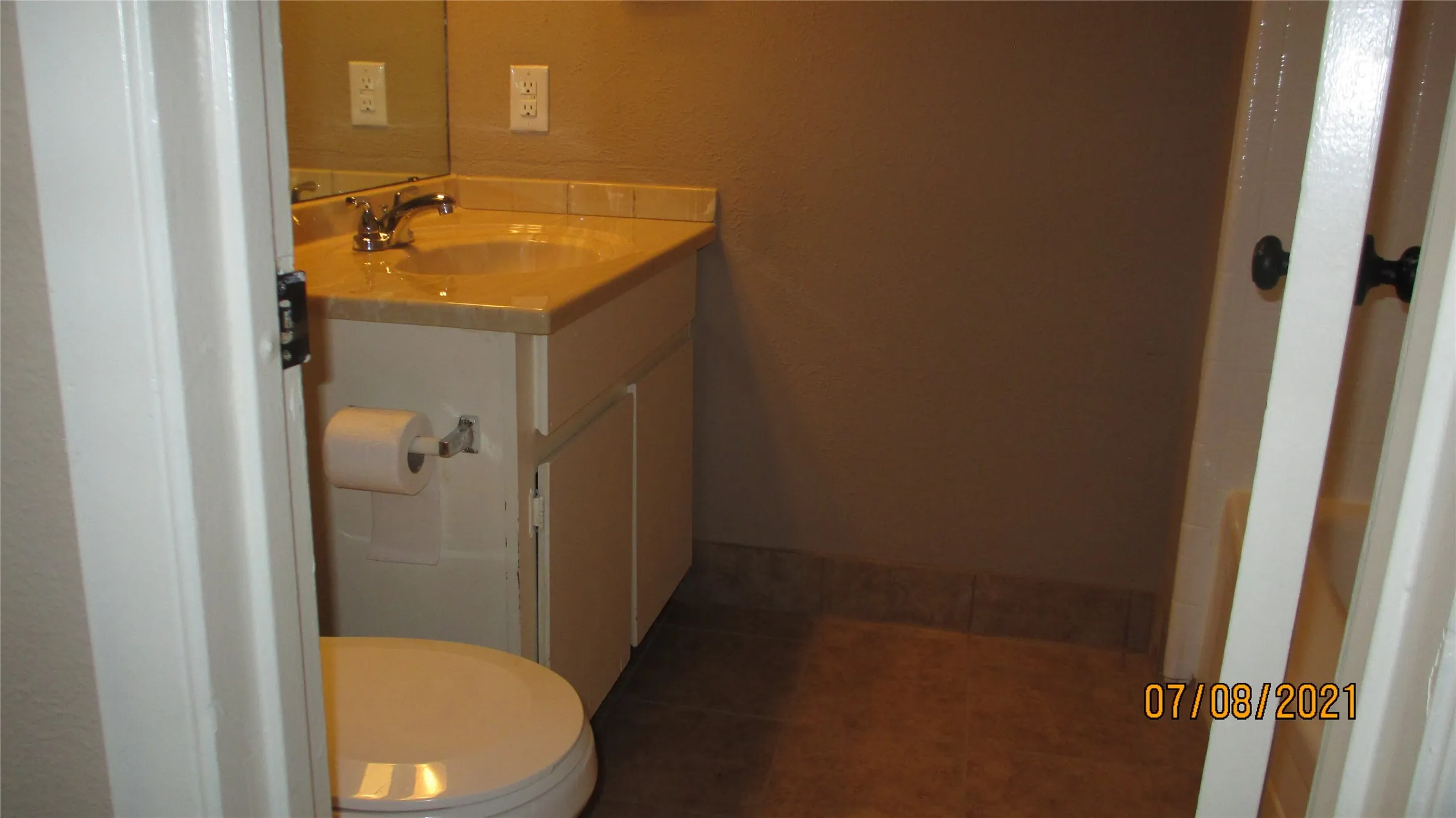 One of two bath rooms