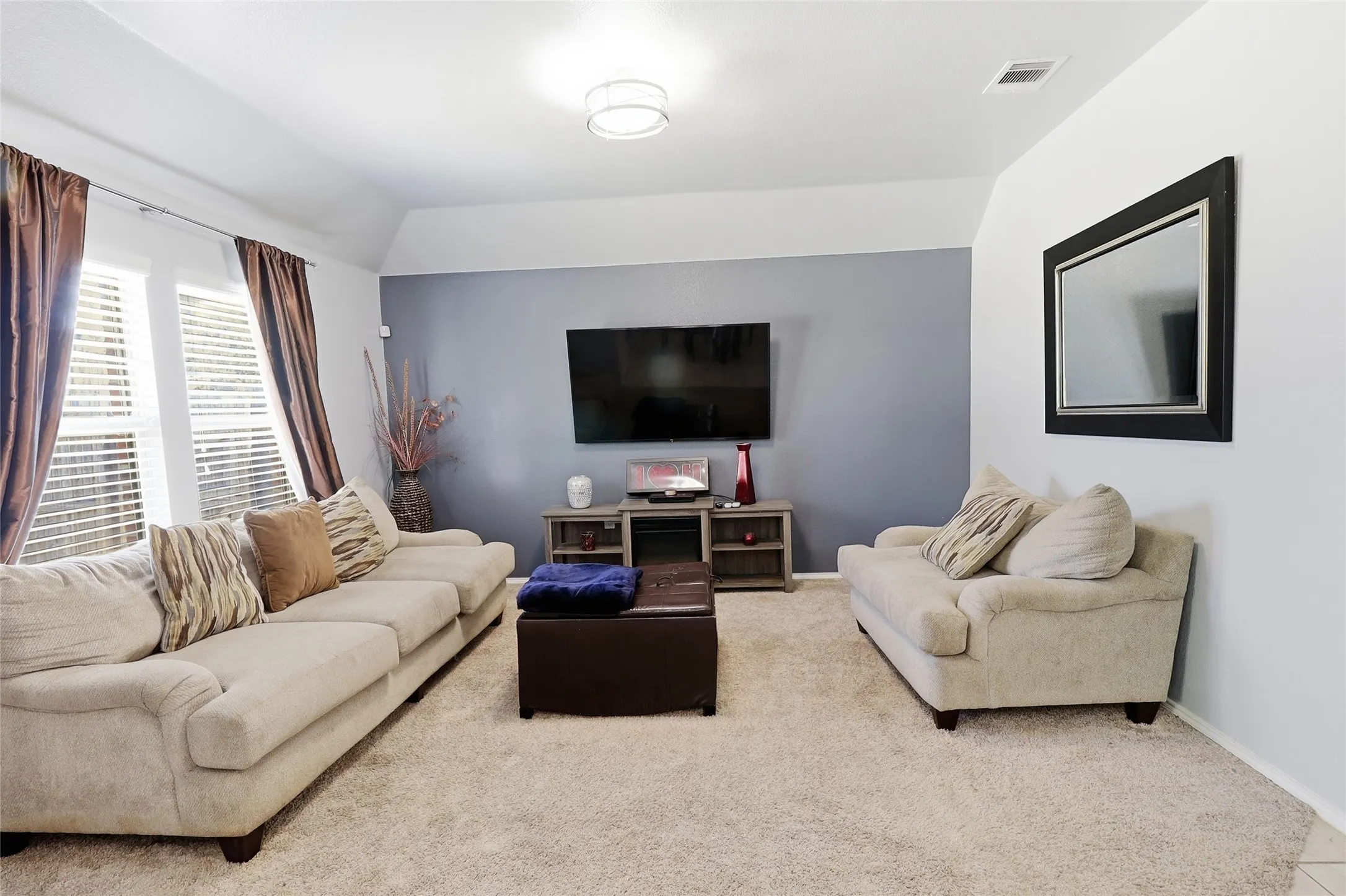 Single Family Residence For Rent in Kaufman County , 2380 Willard Way, Forney, Texas 75126, 4 Bedroom, 2 Bathroom, 2 Garage spaces, 1,894 Sqft, built in 2017, mls#21367723, Real Estate Agent in Forney, Homes For Rent in Kaufman county, Homes For Rent in Forney, Realtor in Forney Texas, Real Estate Brokerage Independent Realty Texas, Luminita Cordes Realtor