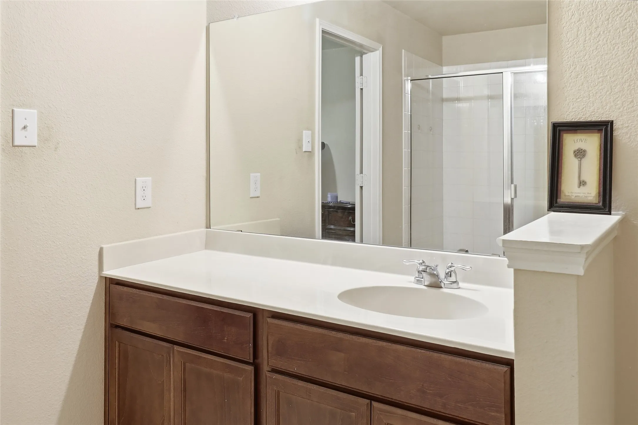 Single Family Residence For Rent in Kaufman County , 2380 Willard Way, Forney, Texas 75126, 4 Bedroom, 2 Bathroom, 2 Garage spaces, 1,894 Sqft, built in 2017, mls#21367723, Real Estate Agent in Forney, Homes For Rent in Kaufman county, Homes For Rent in Forney, Realtor in Forney Texas, Real Estate Brokerage Independent Realty Texas, Luminita Cordes Realtor