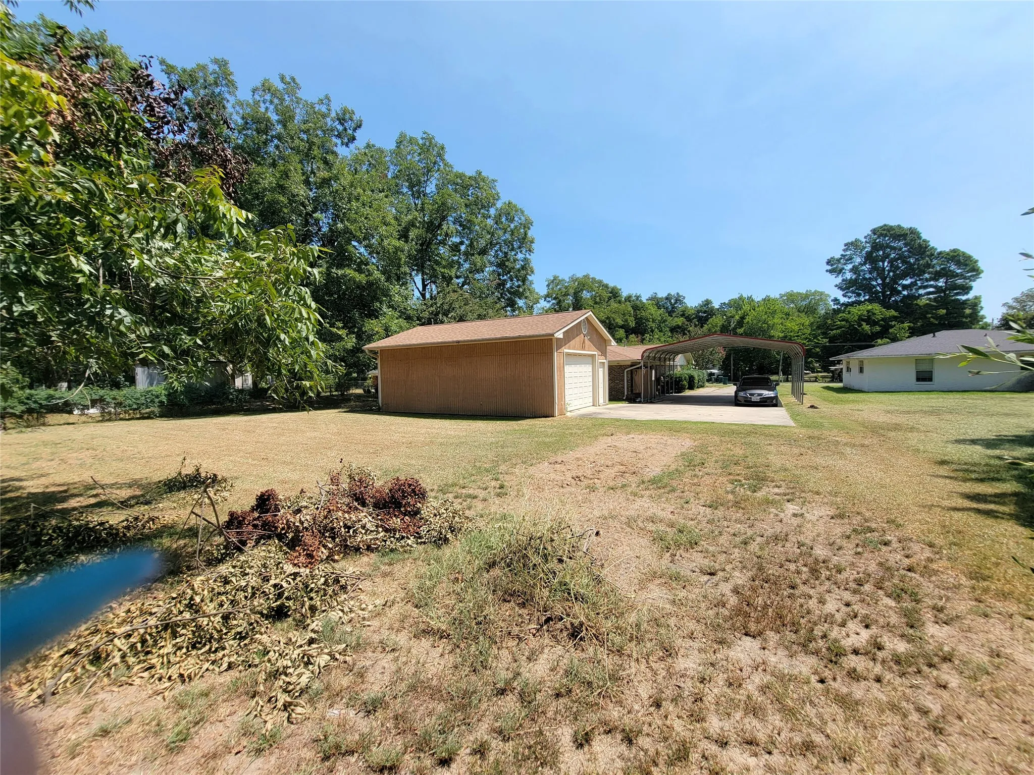 Single Family Residence For Sale in Bowie County , 303 Merrill, New Boston, Texas 75570, 4 Bedroom, 3 Bathroom, 1 Garage spaces, 2,608 Sqft, built in 1974, mls#21367783, Real Estate Agent in New Boston, Homes For Sale in Bowie county, Homes For Sale in New Boston, Realtor in New Boston Texas, Real Estate Brokerage Independent Realty Texas, Luminita Cordes Realtor