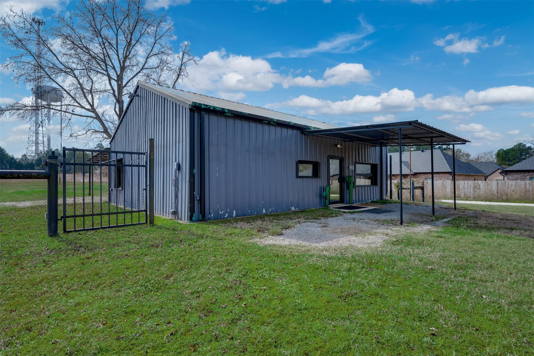 Office For Rent in Smith County , 10203 County Road 135, Flint, Texas 75762, 0, 0, Garage spaces, 0 Sqft, built in 2007, mls#21367785, Real Estate Agent in Flint, Homes For Rent in Smith county, Homes For Rent in Flint, Realtor in Flint Texas, Real Estate Brokerage Independent Realty Texas, Luminita Cordes Realtor