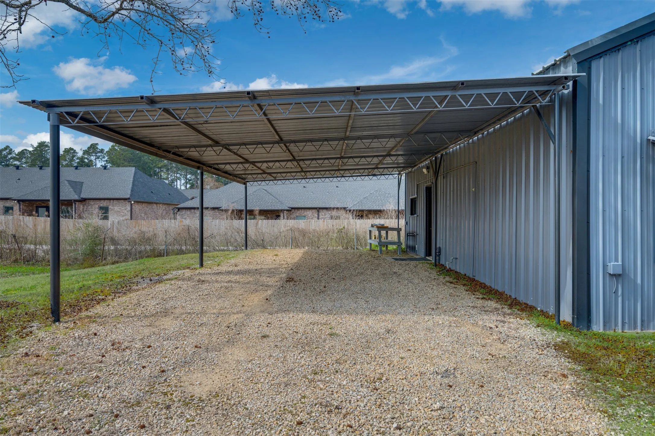 Office For Rent in Smith County , 10203 County Road 135, Flint, Texas 75762, 0, 0, Garage spaces, 0 Sqft, built in 2007, mls#21367785, Real Estate Agent in Flint, Homes For Rent in Smith county, Homes For Rent in Flint, Realtor in Flint Texas, Real Estate Brokerage Independent Realty Texas, Luminita Cordes Realtor