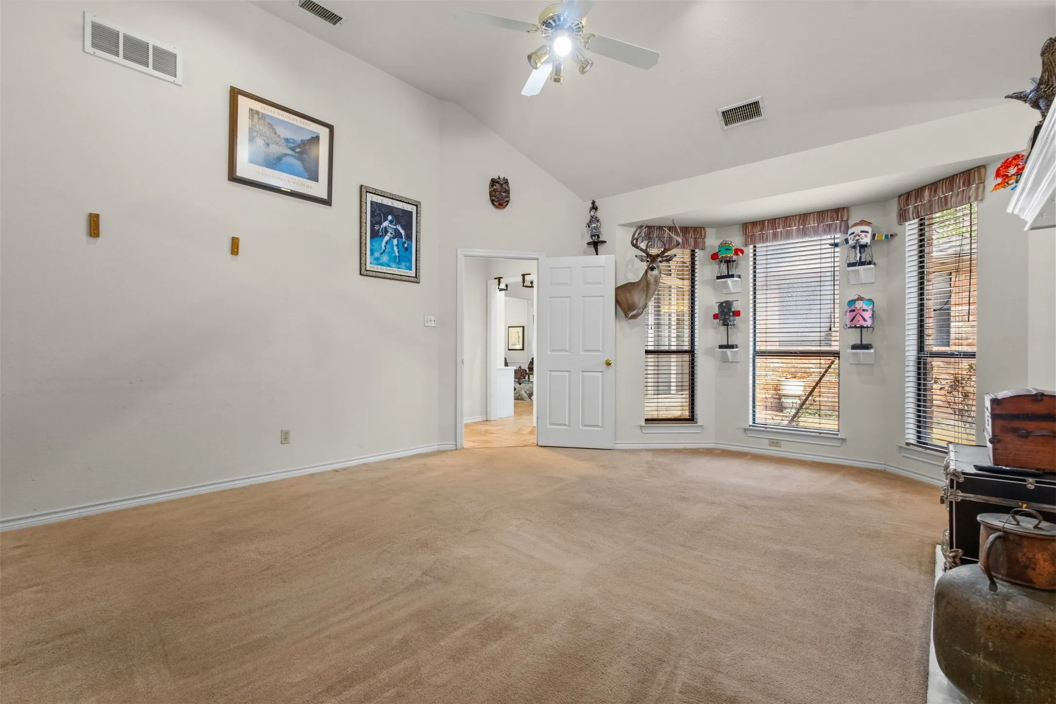 Single Family Residence For Sale in Collin County , 2616 Tulip Drive, Richardson, Texas 75082, 4 Bedroom, 3 Bathroom, 2 Garage spaces, 2,638 Sqft, built in 1989, mls#21361965, Real Estate Agent in Richardson, Homes For Sale in Collin county, Homes For Sale in Richardson, Realtor in Richardson Texas, Real Estate Brokerage Independent Realty Texas, Luminita Cordes Realtor