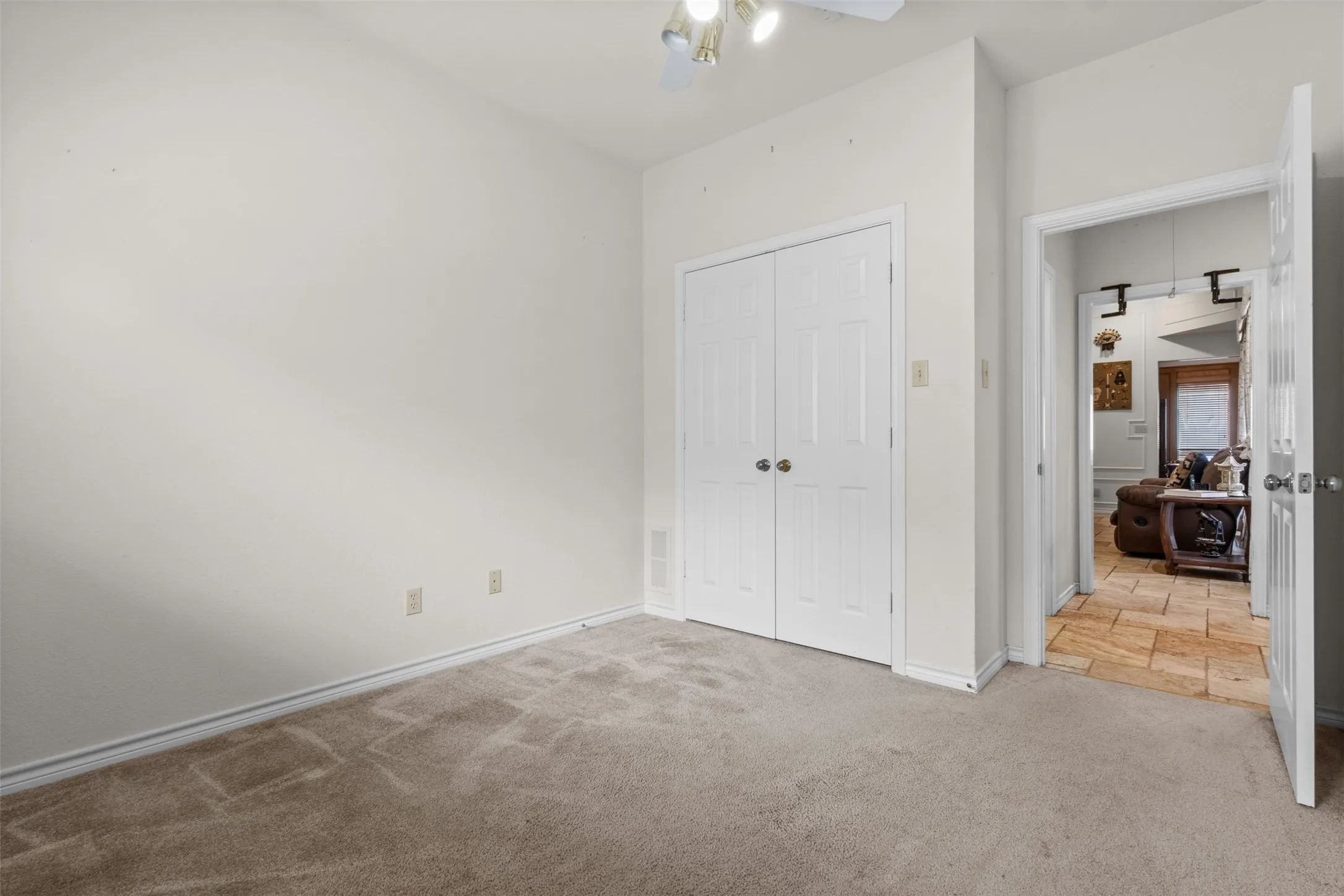 Single Family Residence For Sale in Collin County , 2616 Tulip Drive, Richardson, Texas 75082, 4 Bedroom, 3 Bathroom, 2 Garage spaces, 2,638 Sqft, built in 1989, mls#21361965, Real Estate Agent in Richardson, Homes For Sale in Collin county, Homes For Sale in Richardson, Realtor in Richardson Texas, Real Estate Brokerage Independent Realty Texas, Luminita Cordes Realtor