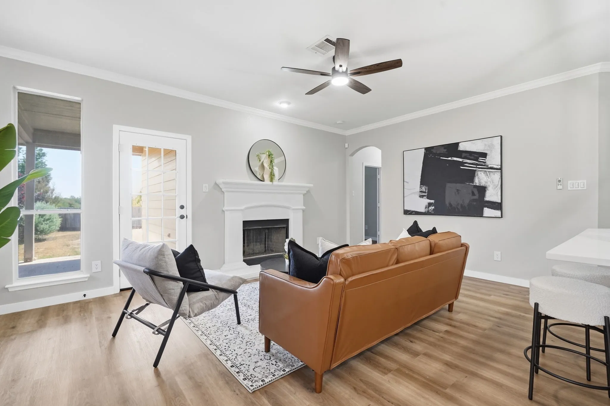 Single Family Residence For Sale in Tarrant County , 6164 Shad Drive, Fort Worth, Texas 76179, 3 Bedroom, 3 Bathroom, 2 Garage spaces, 2,268 Sqft, built in 2007, mls#21363381, Real Estate Agent in Fort Worth, Homes For Sale in Tarrant county, Homes For Sale in Fort Worth, Realtor in Fort Worth Texas, Real Estate Brokerage Independent Realty Texas, Luminita Cordes Realtor