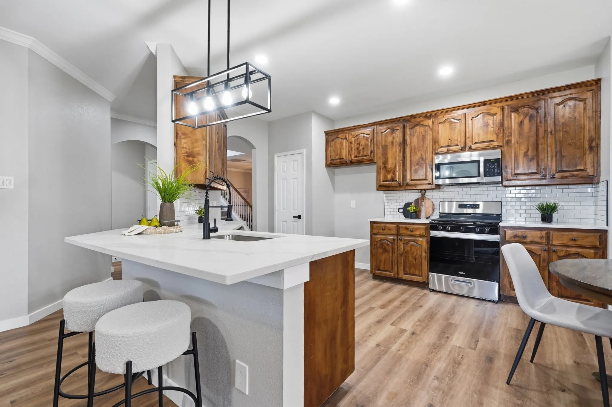 Single Family Residence For Sale in Tarrant County , 6164 Shad Drive, Fort Worth, Texas 76179, 3 Bedroom, 3 Bathroom, 2 Garage spaces, 2,268 Sqft, built in 2007, mls#21363381, Real Estate Agent in Fort Worth, Homes For Sale in Tarrant county, Homes For Sale in Fort Worth, Realtor in Fort Worth Texas, Real Estate Brokerage Independent Realty Texas, Luminita Cordes Realtor