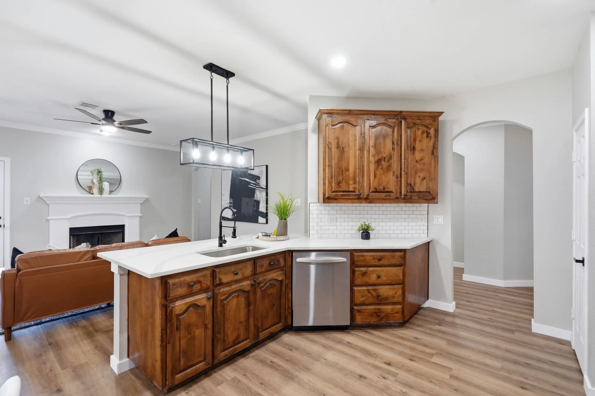 Single Family Residence For Sale in Tarrant County , 6164 Shad Drive, Fort Worth, Texas 76179, 3 Bedroom, 3 Bathroom, 2 Garage spaces, 2,268 Sqft, built in 2007, mls#21363381, Real Estate Agent in Fort Worth, Homes For Sale in Tarrant county, Homes For Sale in Fort Worth, Realtor in Fort Worth Texas, Real Estate Brokerage Independent Realty Texas, Luminita Cordes Realtor