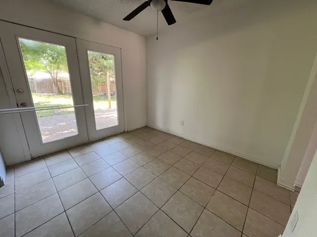 Single Family Residence For Rent in Taylor County , 4826 Stonecrest Court, Abilene, Texas 79606, 3 Bedroom, 2 Bathroom, 2 Garage spaces, 1,376 Sqft, built in 1978, mls#21367793, Real Estate Agent in Abilene, Homes For Rent in Taylor county, Homes For Rent in Abilene, Realtor in Abilene Texas, Real Estate Brokerage Independent Realty Texas, Luminita Cordes Realtor