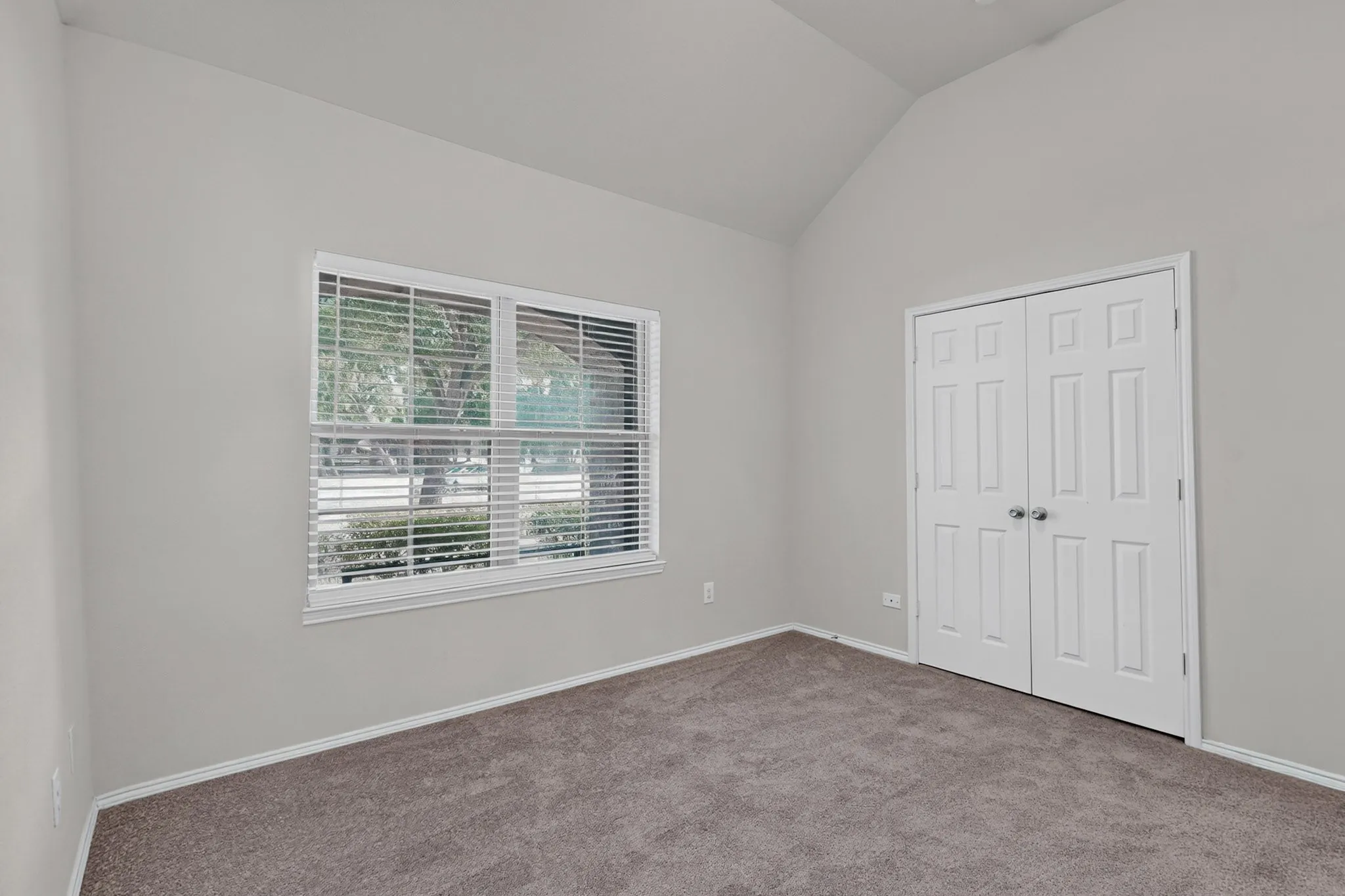 Single Family Residence For Rent in Denton County , 1208 Villa Paloma Boulevard, Little Elm, Texas 75068, 3 Bedroom, 2 Bathroom, 2 Garage spaces, 1,716 Sqft, built in 2012, mls#21367747, Real Estate Agent in Little Elm, Homes For Rent in Denton county, Homes For Rent in Little Elm, Realtor in Little Elm Texas, Real Estate Brokerage Independent Realty Texas, Luminita Cordes Realtor