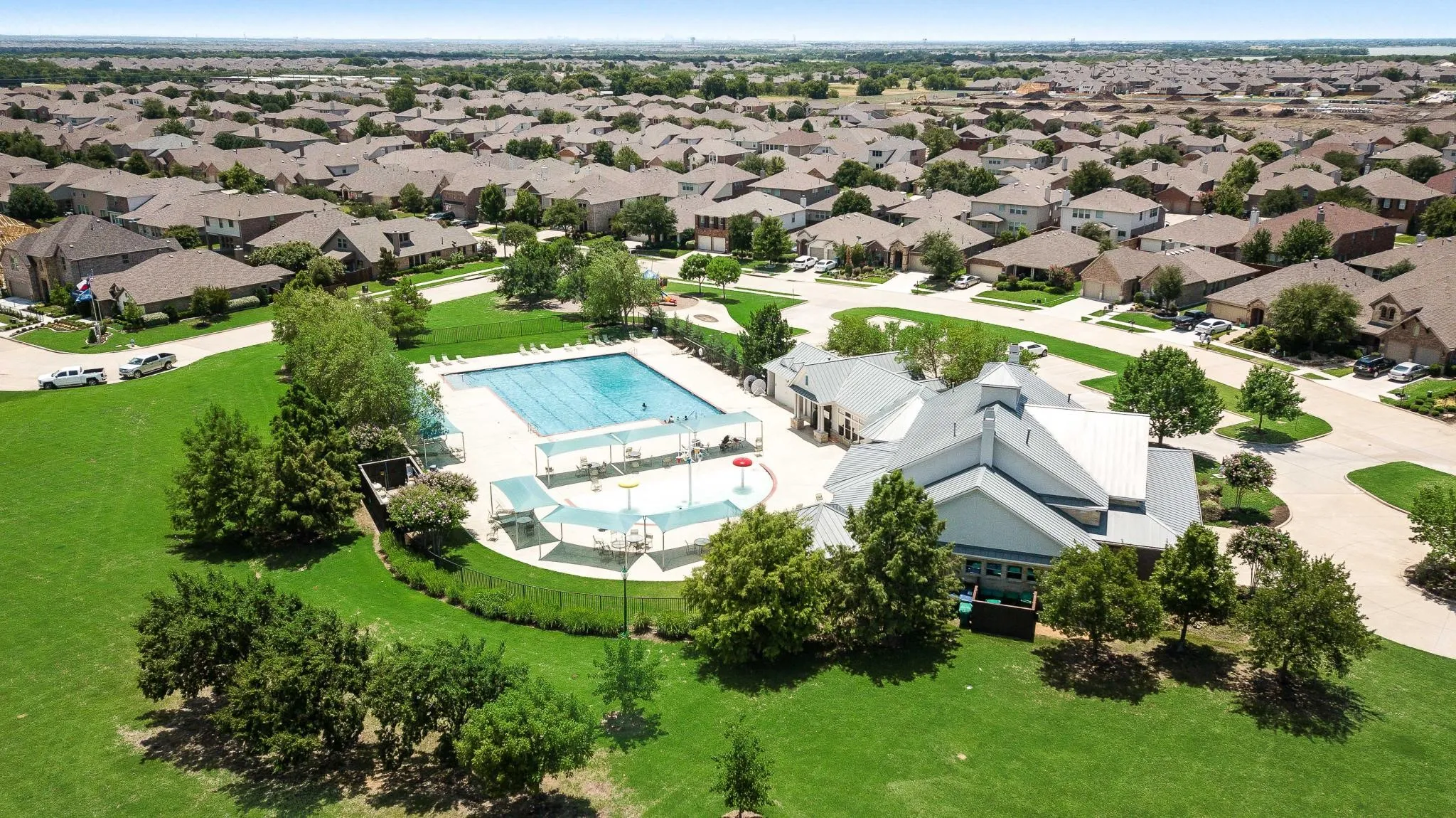 Single Family Residence For Rent in Denton County , 1208 Villa Paloma Boulevard, Little Elm, Texas 75068, 3 Bedroom, 2 Bathroom, 2 Garage spaces, 1,716 Sqft, built in 2012, mls#21367747, Real Estate Agent in Little Elm, Homes For Rent in Denton county, Homes For Rent in Little Elm, Realtor in Little Elm Texas, Real Estate Brokerage Independent Realty Texas, Luminita Cordes Realtor
