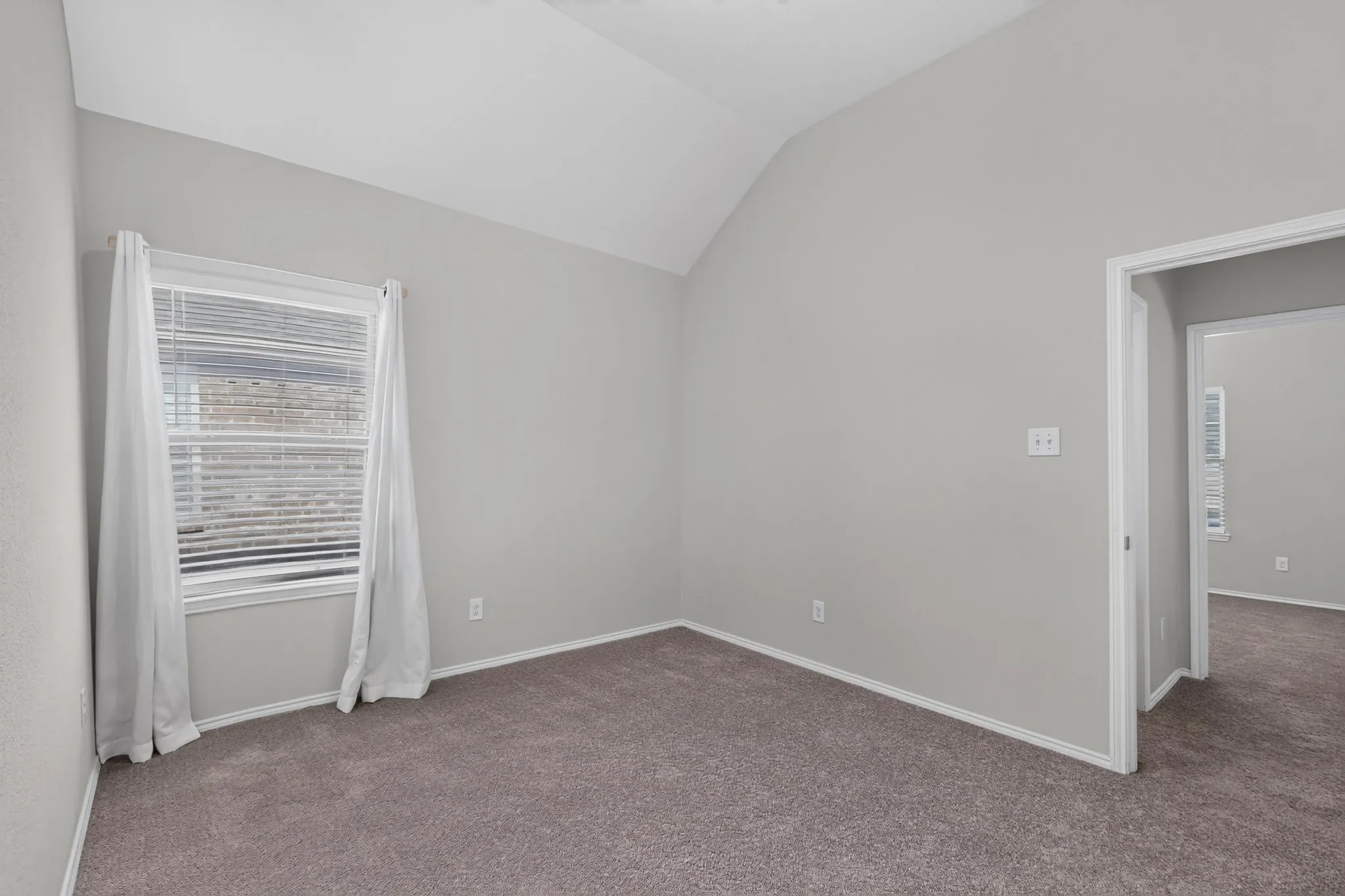 Single Family Residence For Rent in Denton County , 1208 Villa Paloma Boulevard, Little Elm, Texas 75068, 3 Bedroom, 2 Bathroom, 2 Garage spaces, 1,716 Sqft, built in 2012, mls#21367747, Real Estate Agent in Little Elm, Homes For Rent in Denton county, Homes For Rent in Little Elm, Realtor in Little Elm Texas, Real Estate Brokerage Independent Realty Texas, Luminita Cordes Realtor
