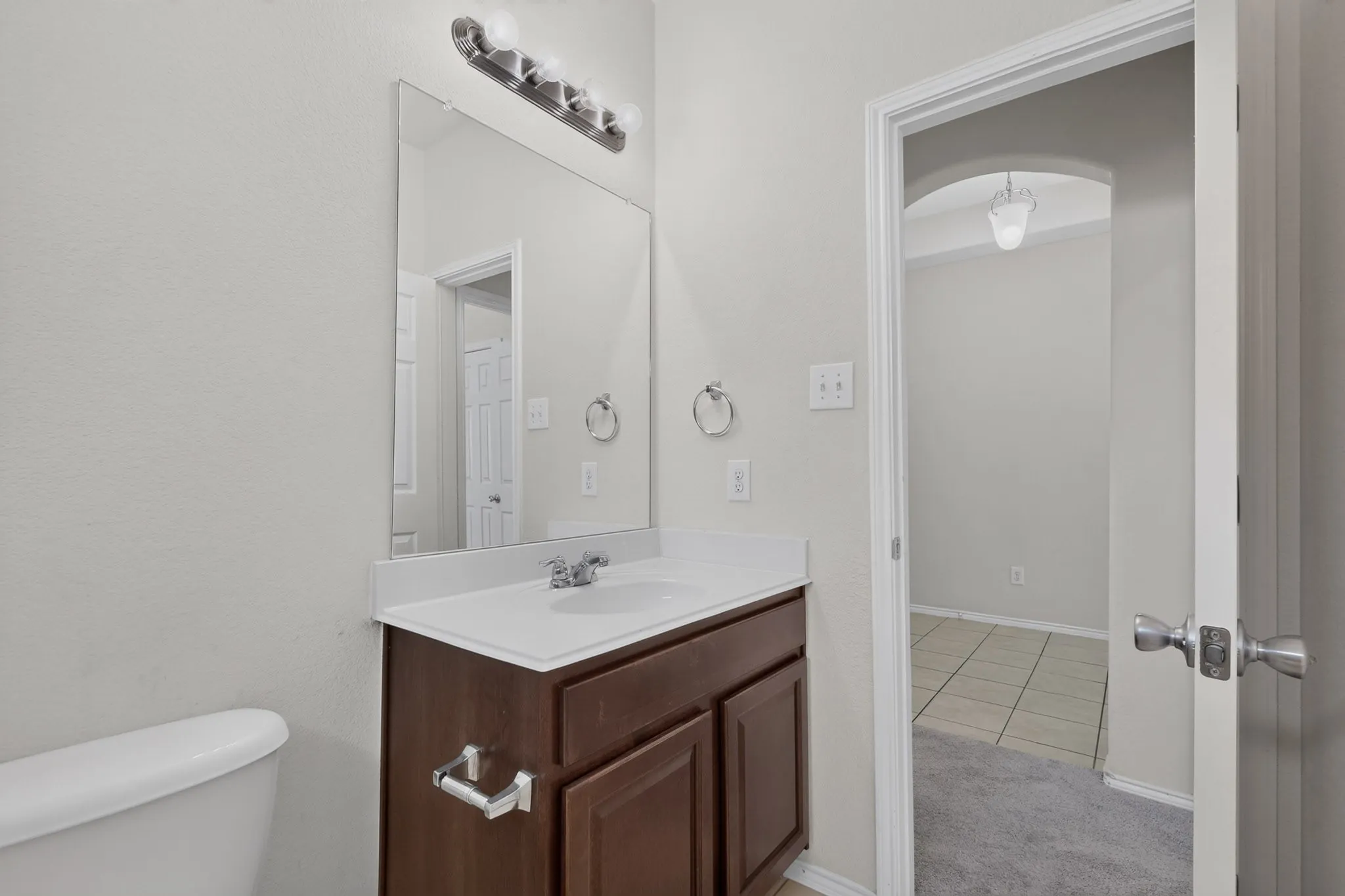 Single Family Residence For Rent in Denton County , 1208 Villa Paloma Boulevard, Little Elm, Texas 75068, 3 Bedroom, 2 Bathroom, 2 Garage spaces, 1,716 Sqft, built in 2012, mls#21367747, Real Estate Agent in Little Elm, Homes For Rent in Denton county, Homes For Rent in Little Elm, Realtor in Little Elm Texas, Real Estate Brokerage Independent Realty Texas, Luminita Cordes Realtor