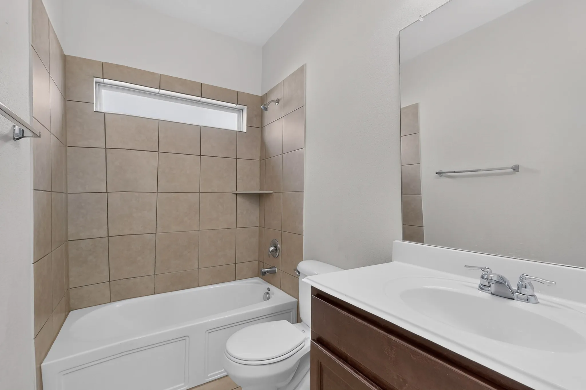 Single Family Residence For Rent in Denton County , 1208 Villa Paloma Boulevard, Little Elm, Texas 75068, 3 Bedroom, 2 Bathroom, 2 Garage spaces, 1,716 Sqft, built in 2012, mls#21367747, Real Estate Agent in Little Elm, Homes For Rent in Denton county, Homes For Rent in Little Elm, Realtor in Little Elm Texas, Real Estate Brokerage Independent Realty Texas, Luminita Cordes Realtor