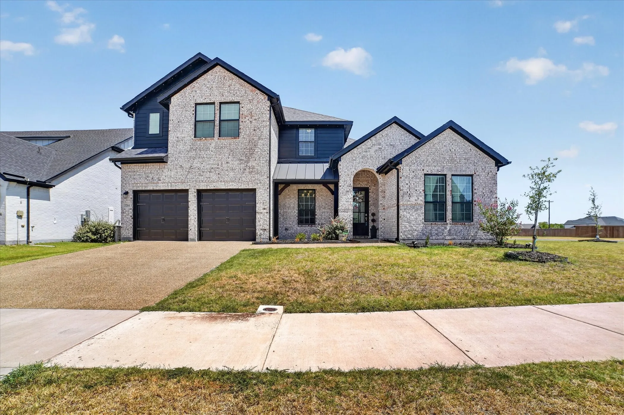 Single Family Residence For Sale in Collin County , 3204 Malcolm Road, Melissa, Texas 75454, 4 Bedroom, 4 Bathroom, 2 Garage spaces, 3,426 Sqft, built in 2023, mls#21364964, Real Estate Agent in Melissa, Homes For Sale in Collin county, Homes For Sale in Melissa, Realtor in Melissa Texas, Real Estate Brokerage Independent Realty Texas, Luminita Cordes Realtor