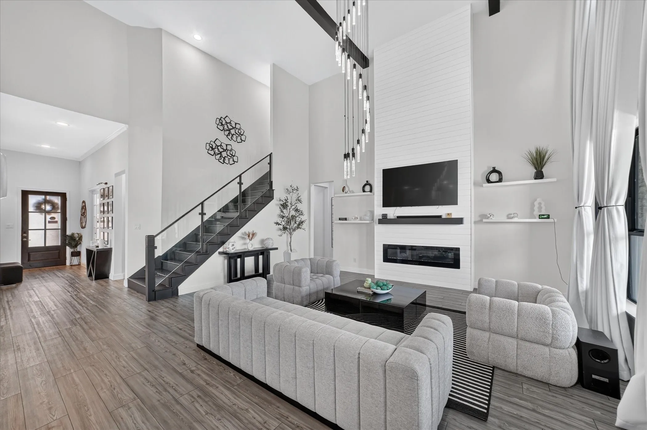 Single Family Residence For Sale in Collin County , 3204 Malcolm Road, Melissa, Texas 75454, 4 Bedroom, 4 Bathroom, 2 Garage spaces, 3,426 Sqft, built in 2023, mls#21364964, Real Estate Agent in Melissa, Homes For Sale in Collin county, Homes For Sale in Melissa, Realtor in Melissa Texas, Real Estate Brokerage Independent Realty Texas, Luminita Cordes Realtor