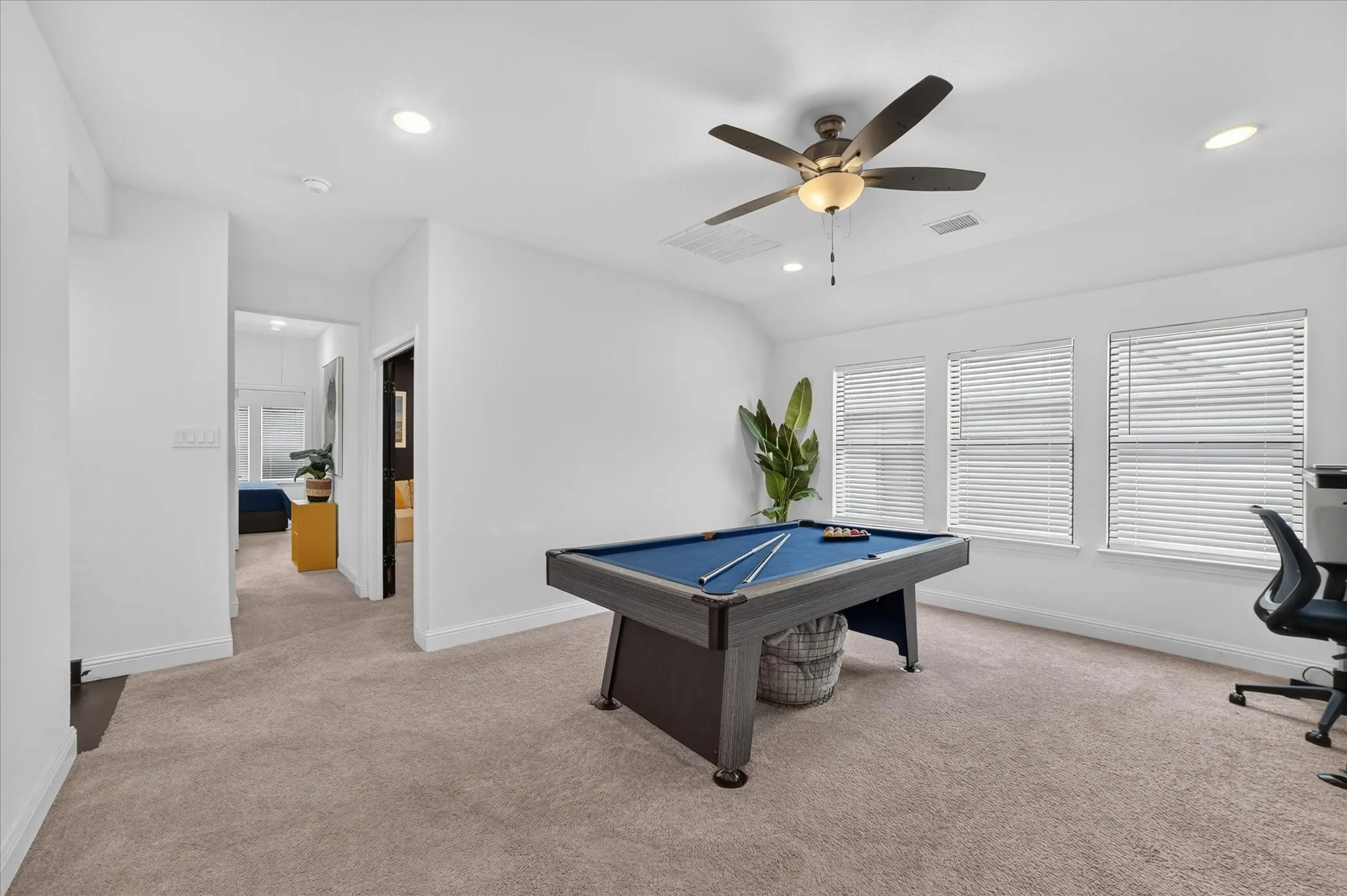Single Family Residence For Sale in Collin County , 3204 Malcolm Road, Melissa, Texas 75454, 4 Bedroom, 4 Bathroom, 2 Garage spaces, 3,426 Sqft, built in 2023, mls#21364964, Real Estate Agent in Melissa, Homes For Sale in Collin county, Homes For Sale in Melissa, Realtor in Melissa Texas, Real Estate Brokerage Independent Realty Texas, Luminita Cordes Realtor