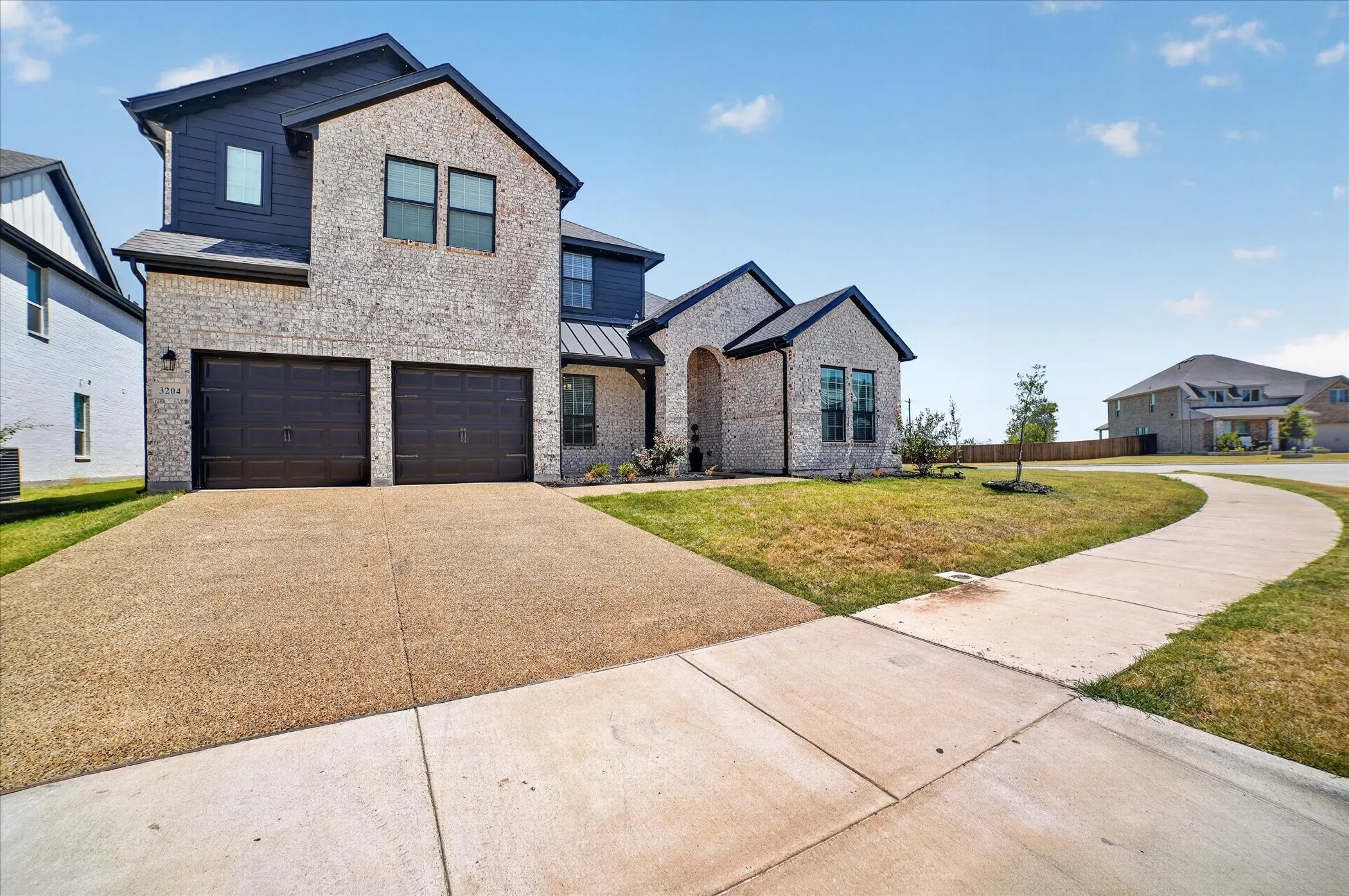 Single Family Residence For Sale in Collin County , 3204 Malcolm Road, Melissa, Texas 75454, 4 Bedroom, 4 Bathroom, 2 Garage spaces, 3,426 Sqft, built in 2023, mls#21364964, Real Estate Agent in Melissa, Homes For Sale in Collin county, Homes For Sale in Melissa, Realtor in Melissa Texas, Real Estate Brokerage Independent Realty Texas, Luminita Cordes Realtor