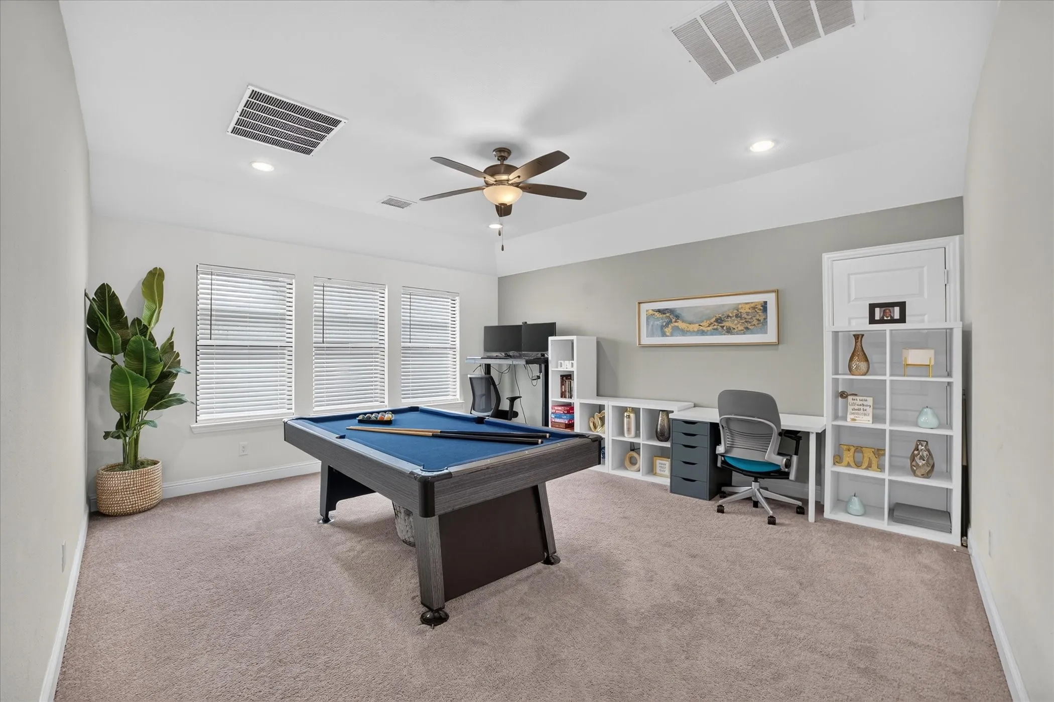 Single Family Residence For Sale in Collin County , 3204 Malcolm Road, Melissa, Texas 75454, 4 Bedroom, 4 Bathroom, 2 Garage spaces, 3,426 Sqft, built in 2023, mls#21364964, Real Estate Agent in Melissa, Homes For Sale in Collin county, Homes For Sale in Melissa, Realtor in Melissa Texas, Real Estate Brokerage Independent Realty Texas, Luminita Cordes Realtor
