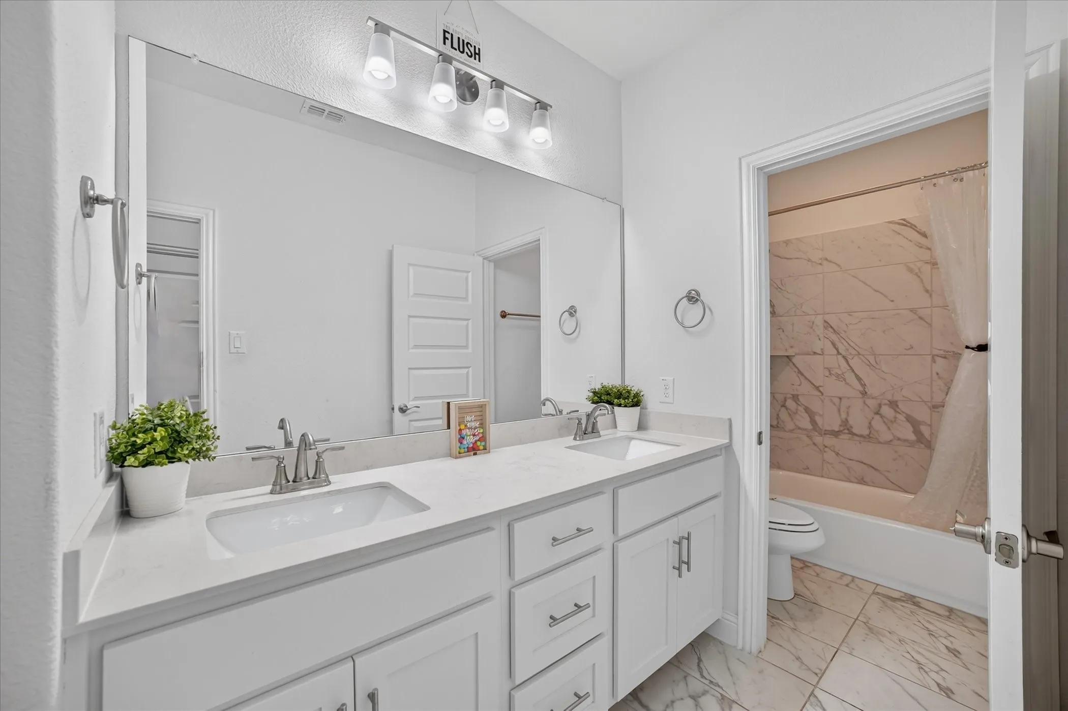 Single Family Residence For Sale in Collin County , 3204 Malcolm Road, Melissa, Texas 75454, 4 Bedroom, 4 Bathroom, 2 Garage spaces, 3,426 Sqft, built in 2023, mls#21364964, Real Estate Agent in Melissa, Homes For Sale in Collin county, Homes For Sale in Melissa, Realtor in Melissa Texas, Real Estate Brokerage Independent Realty Texas, Luminita Cordes Realtor