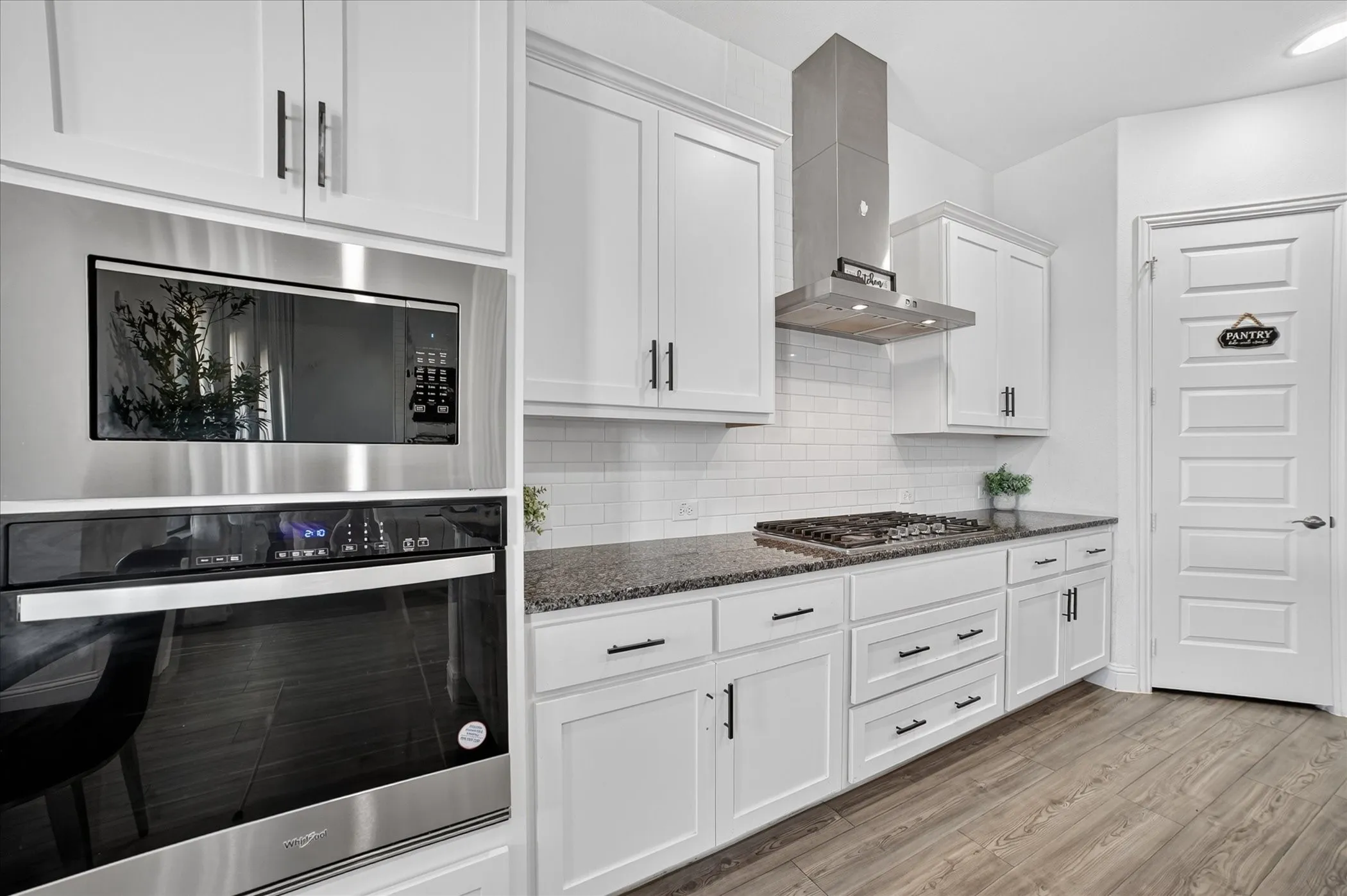 Single Family Residence For Sale in Collin County , 3204 Malcolm Road, Melissa, Texas 75454, 4 Bedroom, 4 Bathroom, 2 Garage spaces, 3,426 Sqft, built in 2023, mls#21364964, Real Estate Agent in Melissa, Homes For Sale in Collin county, Homes For Sale in Melissa, Realtor in Melissa Texas, Real Estate Brokerage Independent Realty Texas, Luminita Cordes Realtor