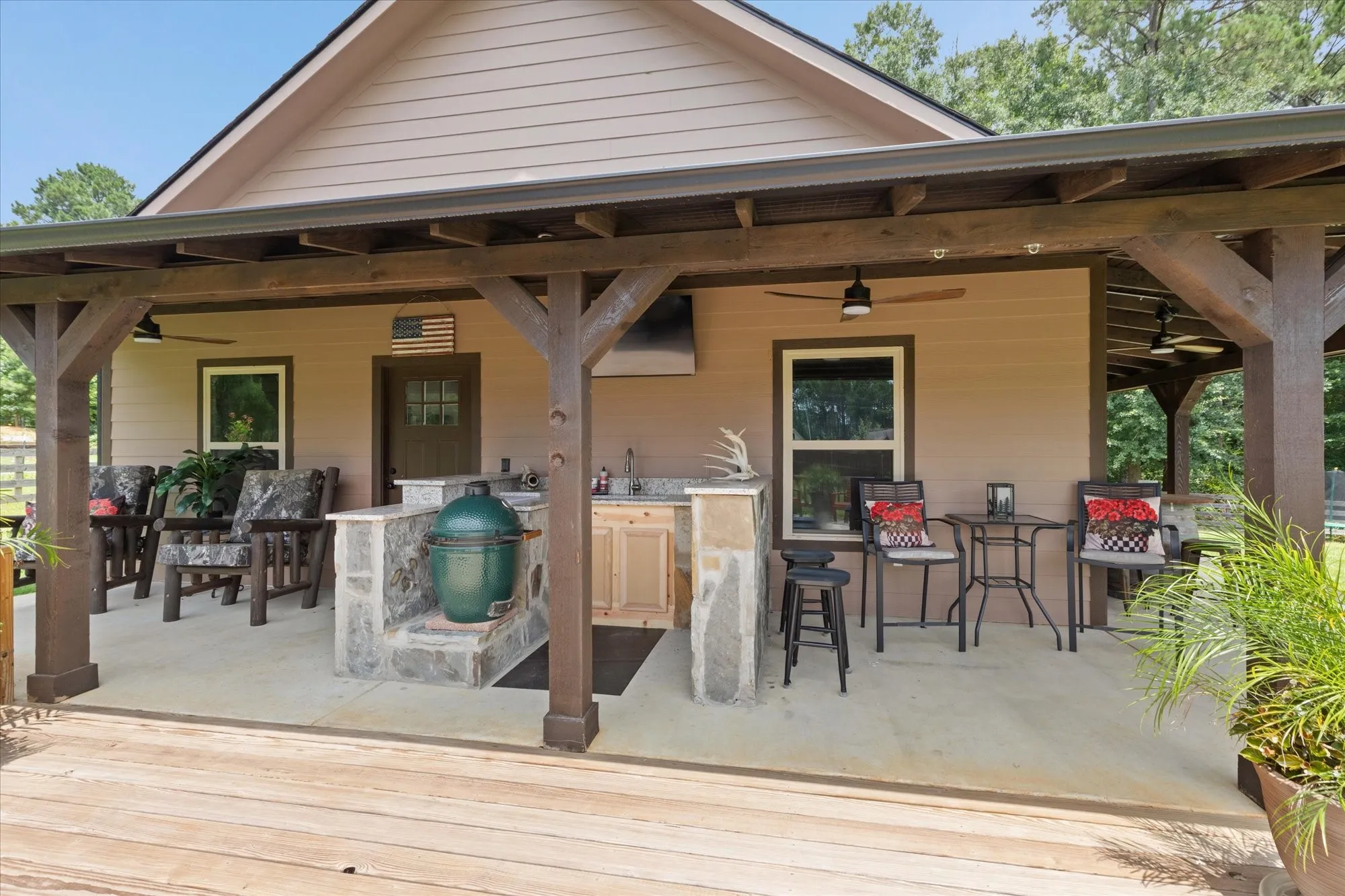 Single Family Residence For Sale in Upshur County , 172 Heather Ln., Diana, Texas 75640, 3 Bedroom, 3 Bathroom, 2 Garage spaces, 3,175 Sqft, built in 2023, mls#21367804, Real Estate Agent in Diana, Homes For Sale in Upshur county, Homes For Sale in Diana, Realtor in Diana Texas, Real Estate Brokerage Independent Realty Texas, Luminita Cordes Realtor