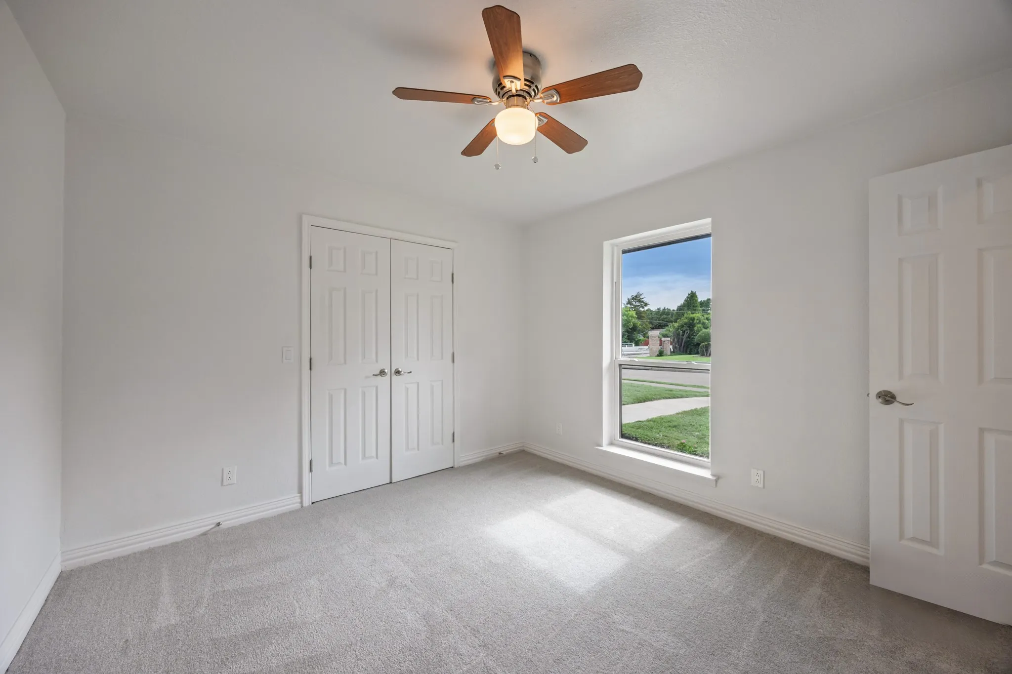 Single Family Residence For Sale in Collin County , 3300 Bandolino Lane, Plano, Texas 75023, 4 Bedroom, 3 Bathroom, 2 Garage spaces, 2,626 Sqft, built in 1976, mls#21362384, Real Estate Agent in Plano, Homes For Sale in Collin county, Homes For Sale in Plano, Realtor in Plano Texas, Real Estate Brokerage Independent Realty Texas, Luminita Cordes Realtor