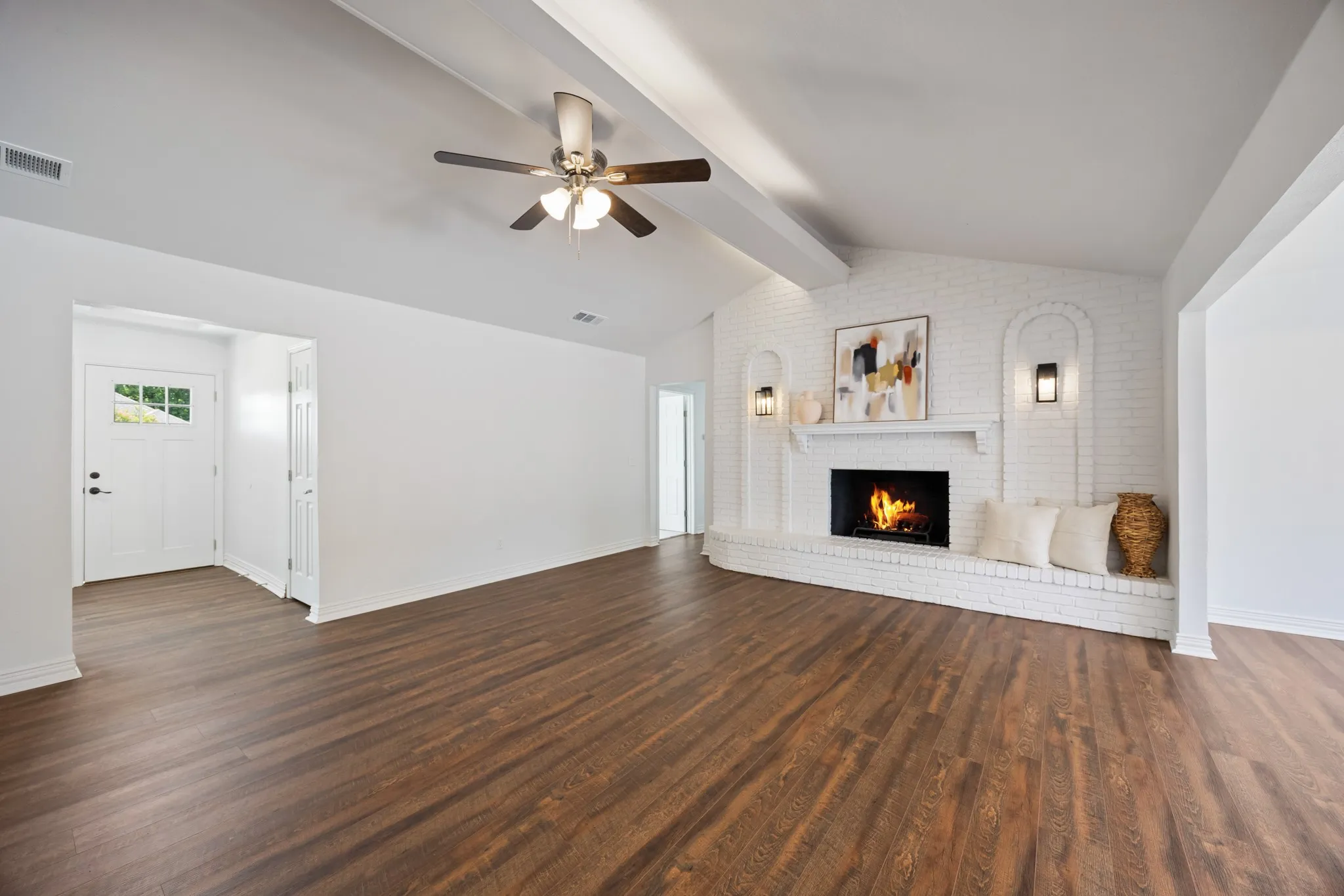 Single Family Residence For Sale in Collin County , 3300 Bandolino Lane, Plano, Texas 75023, 4 Bedroom, 3 Bathroom, 2 Garage spaces, 2,626 Sqft, built in 1976, mls#21362384, Real Estate Agent in Plano, Homes For Sale in Collin county, Homes For Sale in Plano, Realtor in Plano Texas, Real Estate Brokerage Independent Realty Texas, Luminita Cordes Realtor