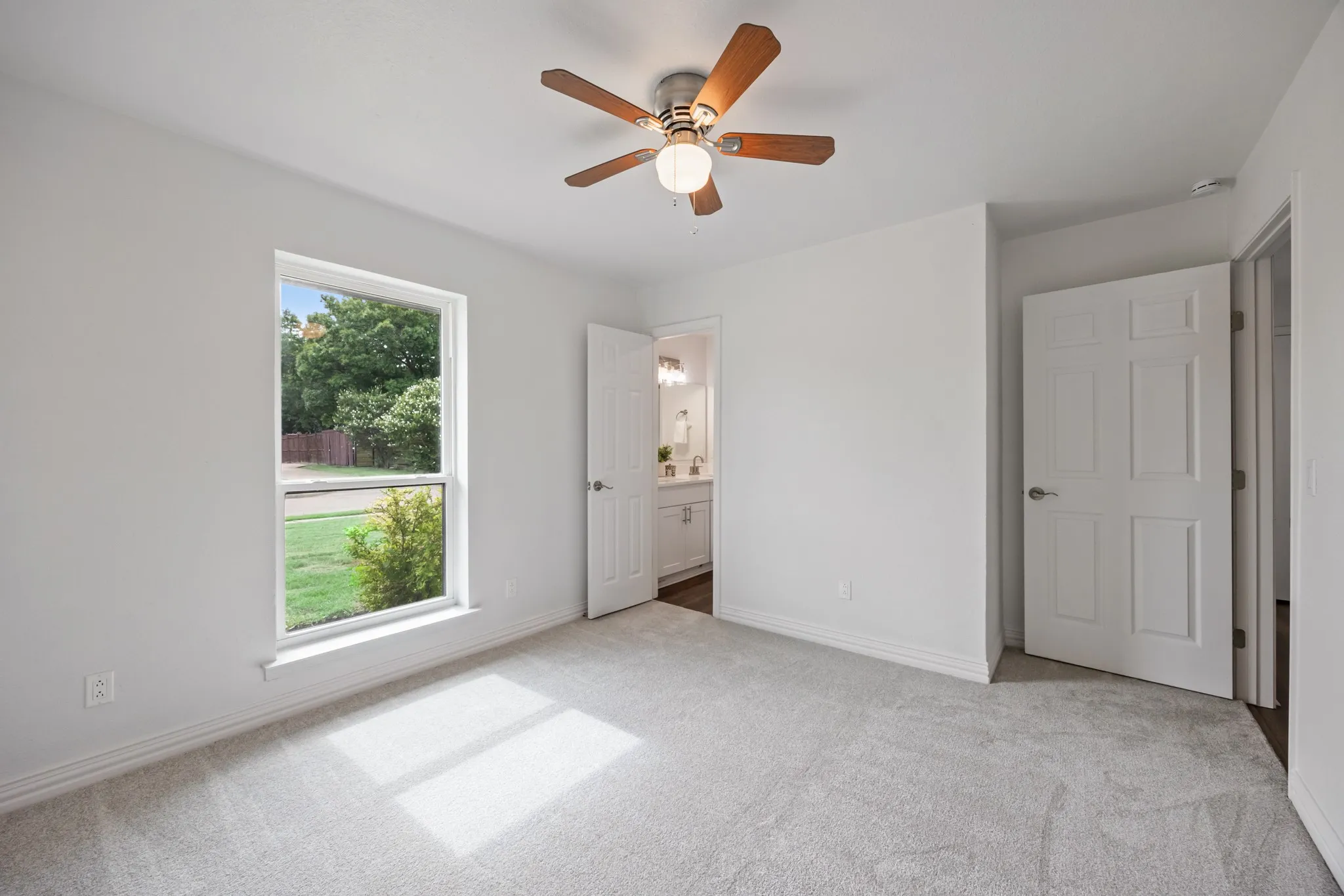 Single Family Residence For Sale in Collin County , 3300 Bandolino Lane, Plano, Texas 75023, 4 Bedroom, 3 Bathroom, 2 Garage spaces, 2,626 Sqft, built in 1976, mls#21362384, Real Estate Agent in Plano, Homes For Sale in Collin county, Homes For Sale in Plano, Realtor in Plano Texas, Real Estate Brokerage Independent Realty Texas, Luminita Cordes Realtor