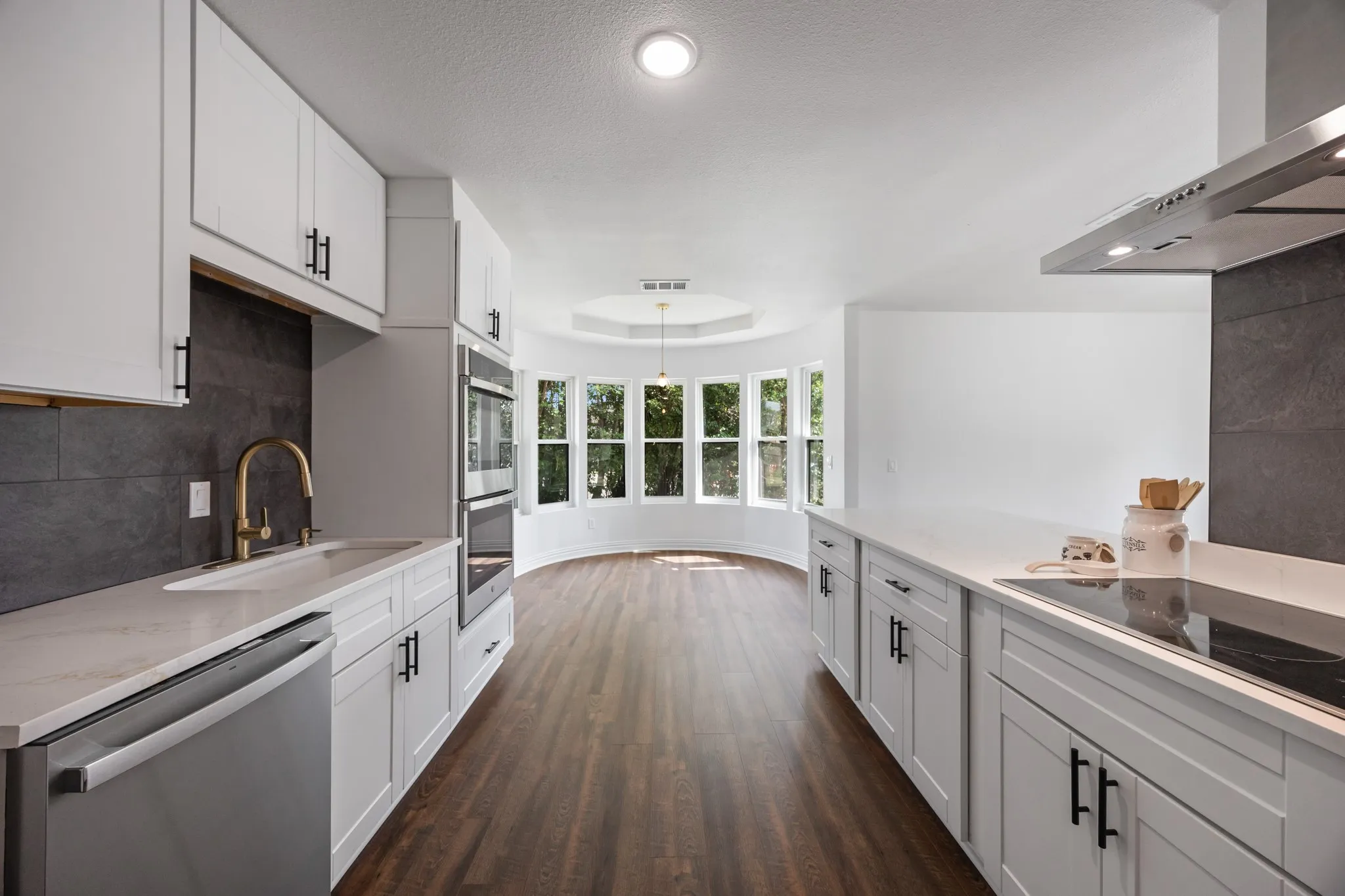 Single Family Residence For Sale in Collin County , 3300 Bandolino Lane, Plano, Texas 75023, 4 Bedroom, 3 Bathroom, 2 Garage spaces, 2,626 Sqft, built in 1976, mls#21362384, Real Estate Agent in Plano, Homes For Sale in Collin county, Homes For Sale in Plano, Realtor in Plano Texas, Real Estate Brokerage Independent Realty Texas, Luminita Cordes Realtor