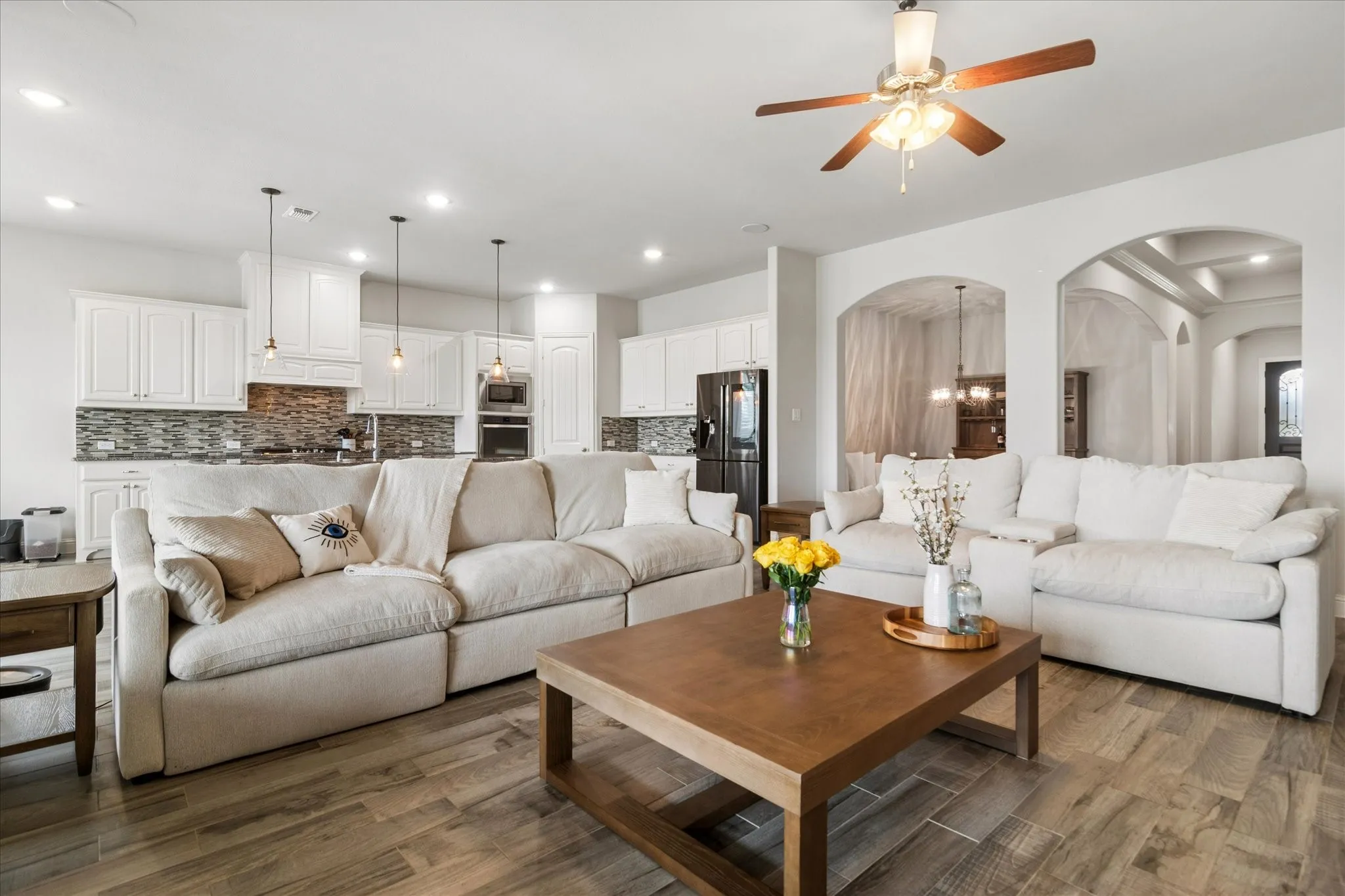 Single Family Residence For Rent in Grayson County , 1113 Indigo Creek Way, Gunter, Texas 75058, 4 Bedroom, 4 Bathroom, 3 Garage spaces, 3,553 Sqft, built in 2016, mls#21367811, Real Estate Agent in Gunter, Homes For Rent in Grayson county, Homes For Rent in Gunter, Realtor in Gunter Texas, Real Estate Brokerage Independent Realty Texas, Luminita Cordes Realtor