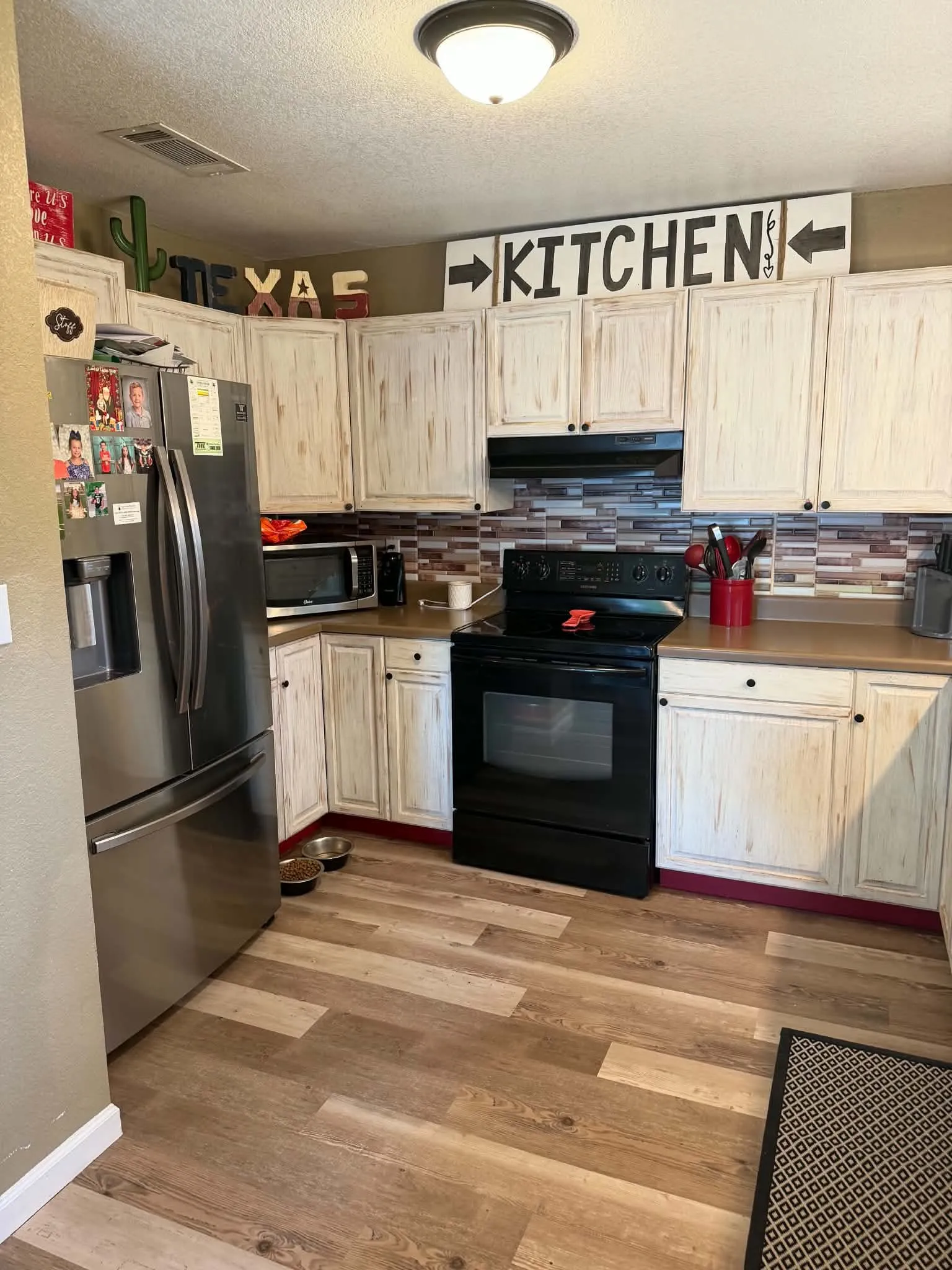 Single Family Residence For Sale in Van Zandt County , 210 Vz County Road 2722, Mabank, Texas 75147, 3 Bedroom, 2 Bathroom, Garage spaces, 1,867 Sqft, built in 1987, mls#21367813, Real Estate Agent in Mabank, Homes For Sale in Van Zandt county, Homes For Sale in Mabank, Realtor in Mabank Texas, Real Estate Brokerage Independent Realty Texas, Luminita Cordes Realtor