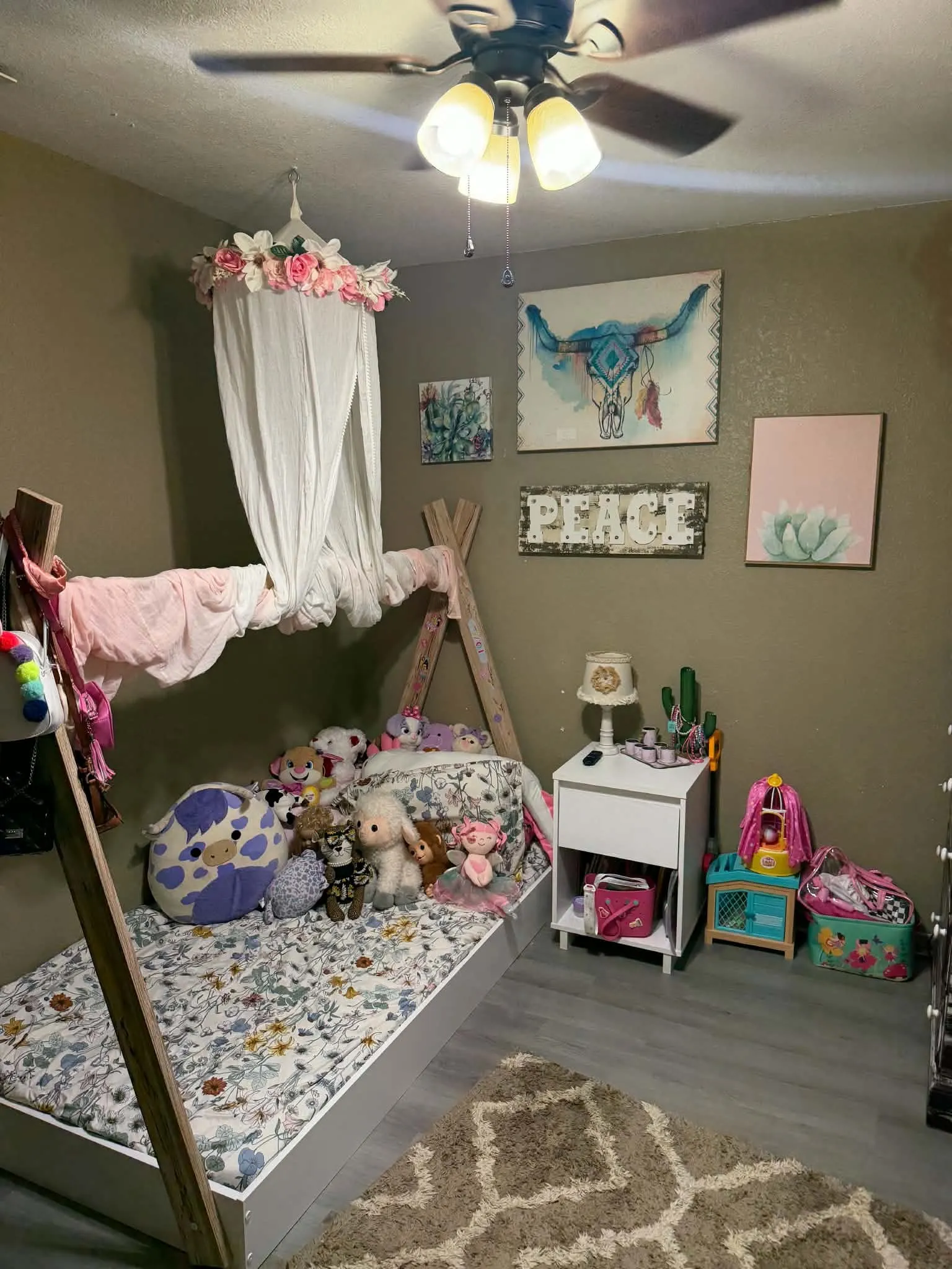 Single Family Residence For Sale in Van Zandt County , 210 Vz County Road 2722, Mabank, Texas 75147, 3 Bedroom, 2 Bathroom, Garage spaces, 1,867 Sqft, built in 1987, mls#21367813, Real Estate Agent in Mabank, Homes For Sale in Van Zandt county, Homes For Sale in Mabank, Realtor in Mabank Texas, Real Estate Brokerage Independent Realty Texas, Luminita Cordes Realtor