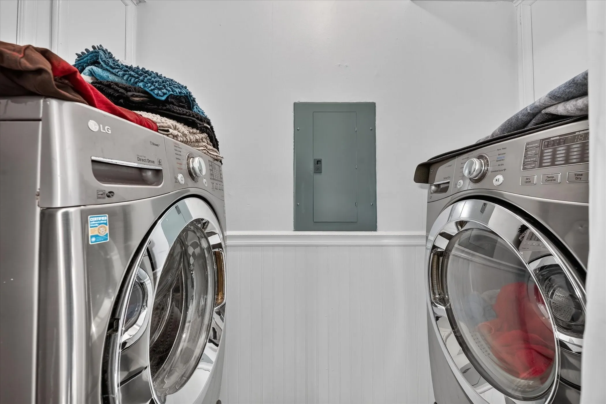 Full size Washer and Dryers on Stands Front loaders