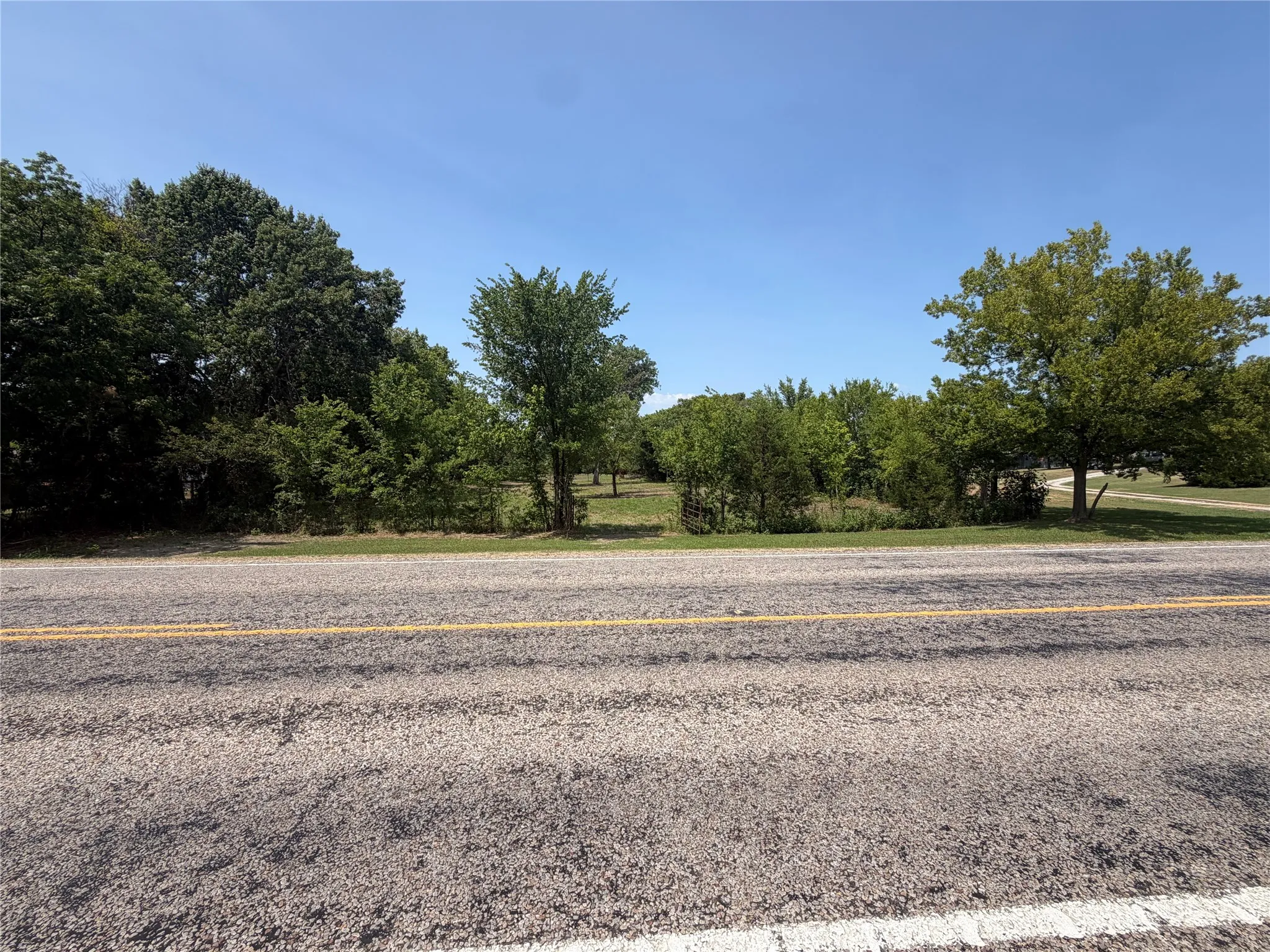 Improved Land For Sale in Grayson County , TBD FM 902 E Fm 902, Howe, Texas 75459, 0, 0, Garage spaces, 0 Sqft, built in 0, mls#21367702, Real Estate Agent in Howe, Homes For Sale in Grayson county, Homes For Sale in Howe, Realtor in Howe Texas, Real Estate Brokerage Independent Realty Texas, Luminita Cordes Realtor