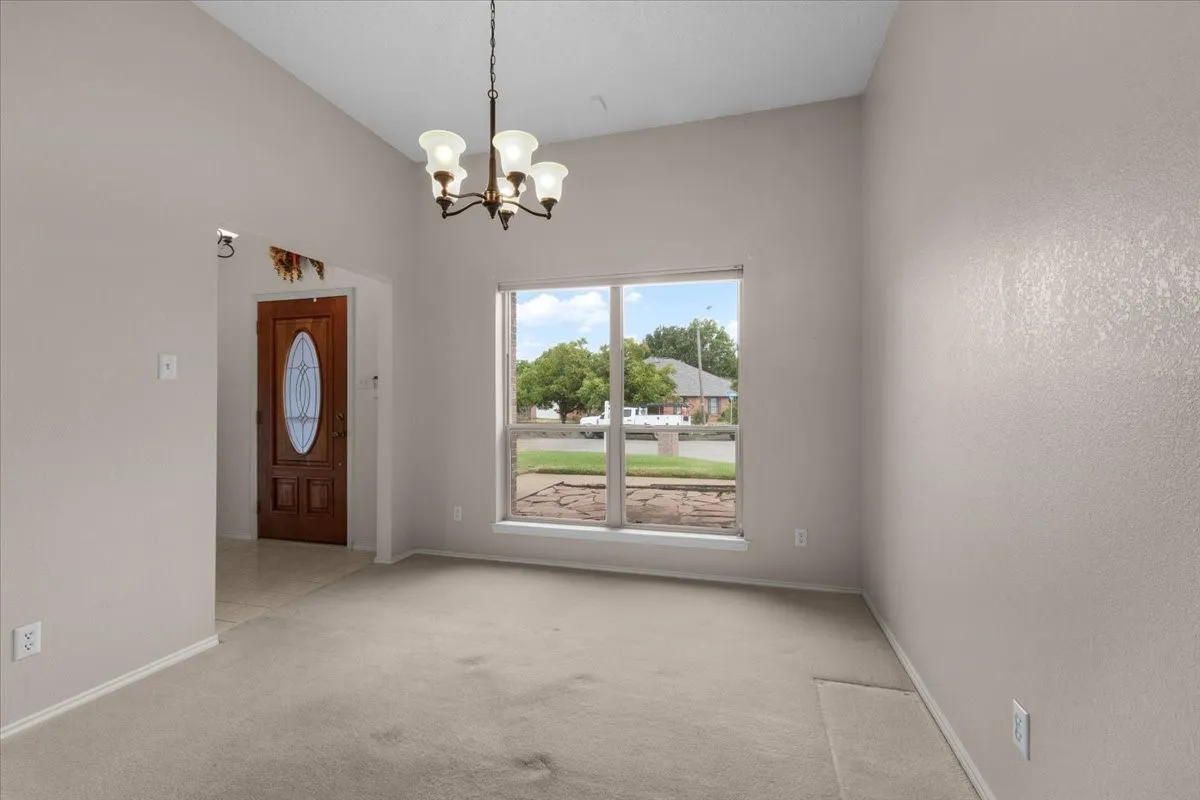 Single Family Residence For Sale in Tarrant County , 5748 Caracas Drive, North Richland Hills, Texas 76180, 3 Bedroom, 2 Bathroom, 2 Garage spaces, 1,787 Sqft, built in 1992, mls#21367833, Real Estate Agent in North Richland Hills, Homes For Sale in Tarrant county, Homes For Sale in North Richland Hills, Realtor in North Richland Hills Texas, Real Estate Brokerage Independent Realty Texas, Luminita Cordes Realtor