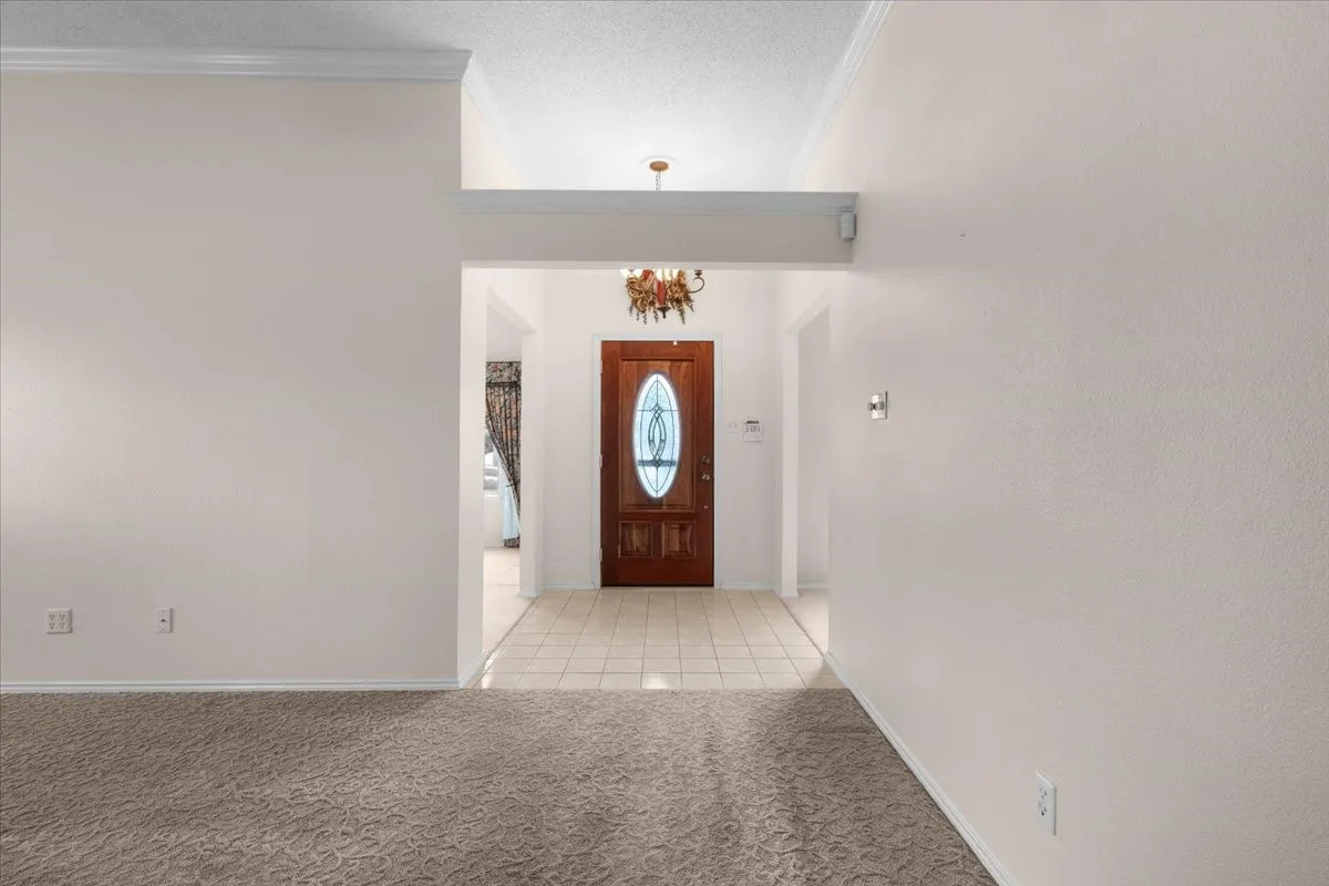 Single Family Residence For Sale in Tarrant County , 5748 Caracas Drive, North Richland Hills, Texas 76180, 3 Bedroom, 2 Bathroom, 2 Garage spaces, 1,787 Sqft, built in 1992, mls#21367833, Real Estate Agent in North Richland Hills, Homes For Sale in Tarrant county, Homes For Sale in North Richland Hills, Realtor in North Richland Hills Texas, Real Estate Brokerage Independent Realty Texas, Luminita Cordes Realtor