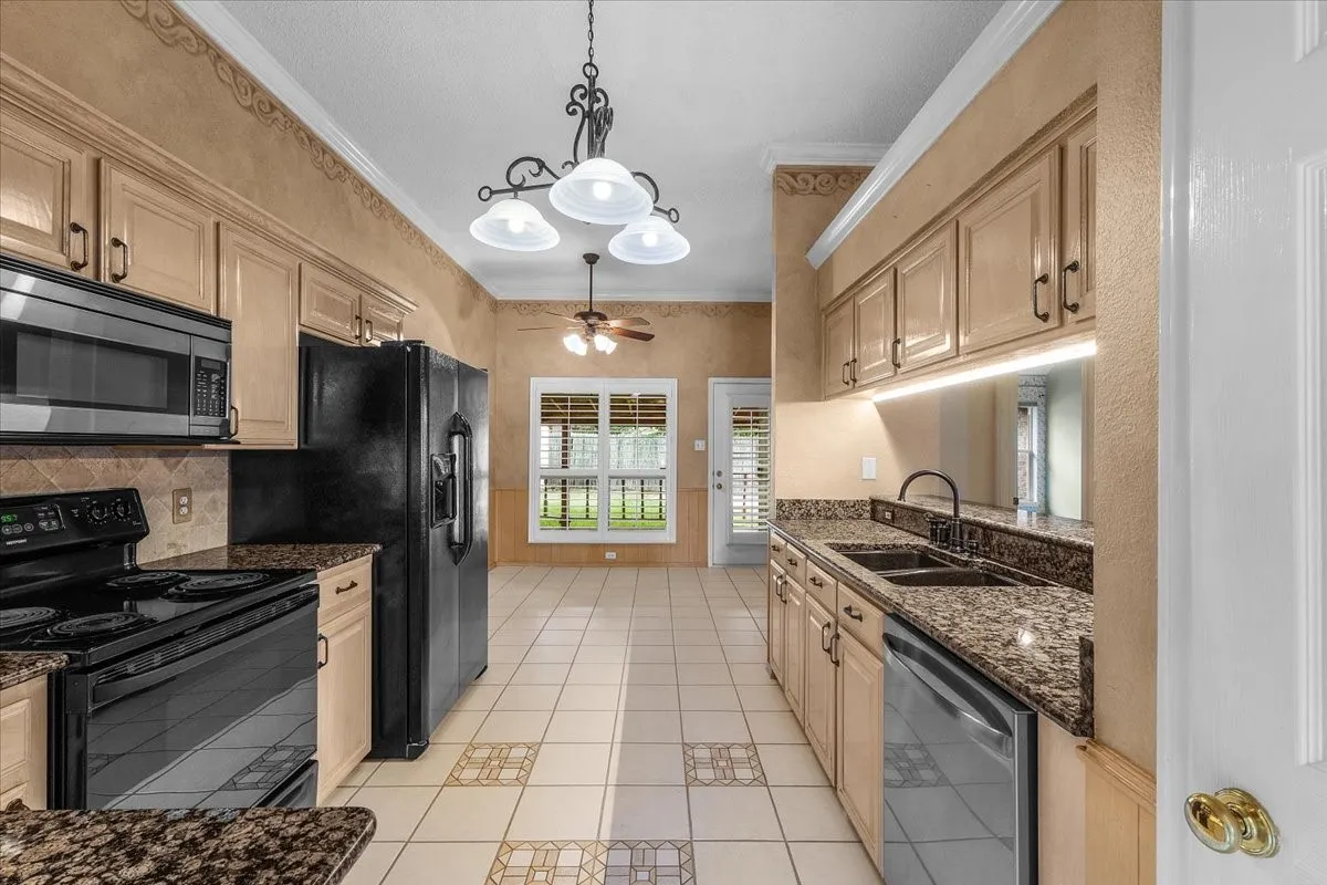 Single Family Residence For Sale in Tarrant County , 5748 Caracas Drive, North Richland Hills, Texas 76180, 3 Bedroom, 2 Bathroom, 2 Garage spaces, 1,787 Sqft, built in 1992, mls#21367833, Real Estate Agent in North Richland Hills, Homes For Sale in Tarrant county, Homes For Sale in North Richland Hills, Realtor in North Richland Hills Texas, Real Estate Brokerage Independent Realty Texas, Luminita Cordes Realtor