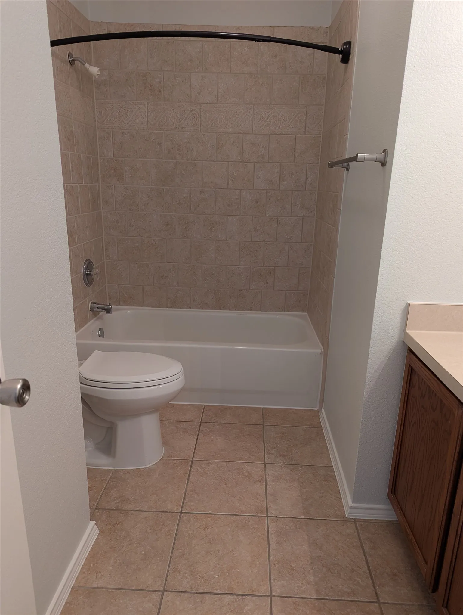 Single Family Residence For Rent in Collin County , 2003 Dove Crossing, Melissa, Texas 75454, 3 Bedroom, 2 Bathroom, 2 Garage spaces, 1,872 Sqft, built in 2002, mls#21367838, Real Estate Agent in Melissa, Homes For Rent in Collin county, Homes For Rent in Melissa, Realtor in Melissa Texas, Real Estate Brokerage Independent Realty Texas, Luminita Cordes Realtor