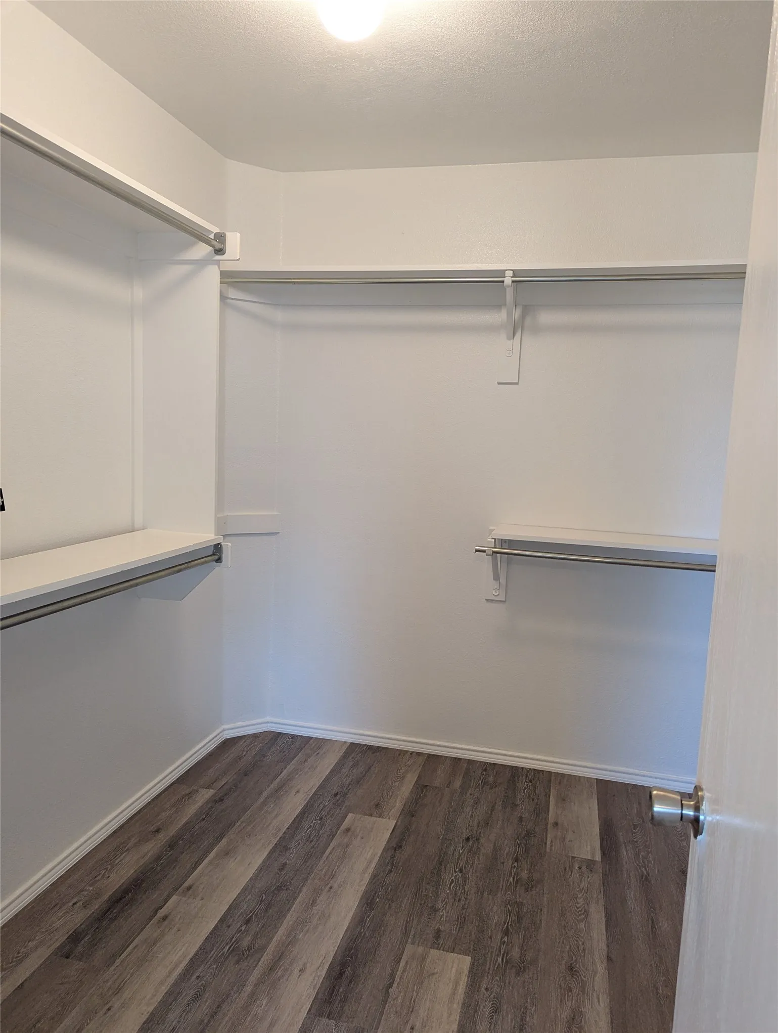 Single Family Residence For Rent in Collin County , 2003 Dove Crossing, Melissa, Texas 75454, 3 Bedroom, 2 Bathroom, 2 Garage spaces, 1,872 Sqft, built in 2002, mls#21367838, Real Estate Agent in Melissa, Homes For Rent in Collin county, Homes For Rent in Melissa, Realtor in Melissa Texas, Real Estate Brokerage Independent Realty Texas, Luminita Cordes Realtor