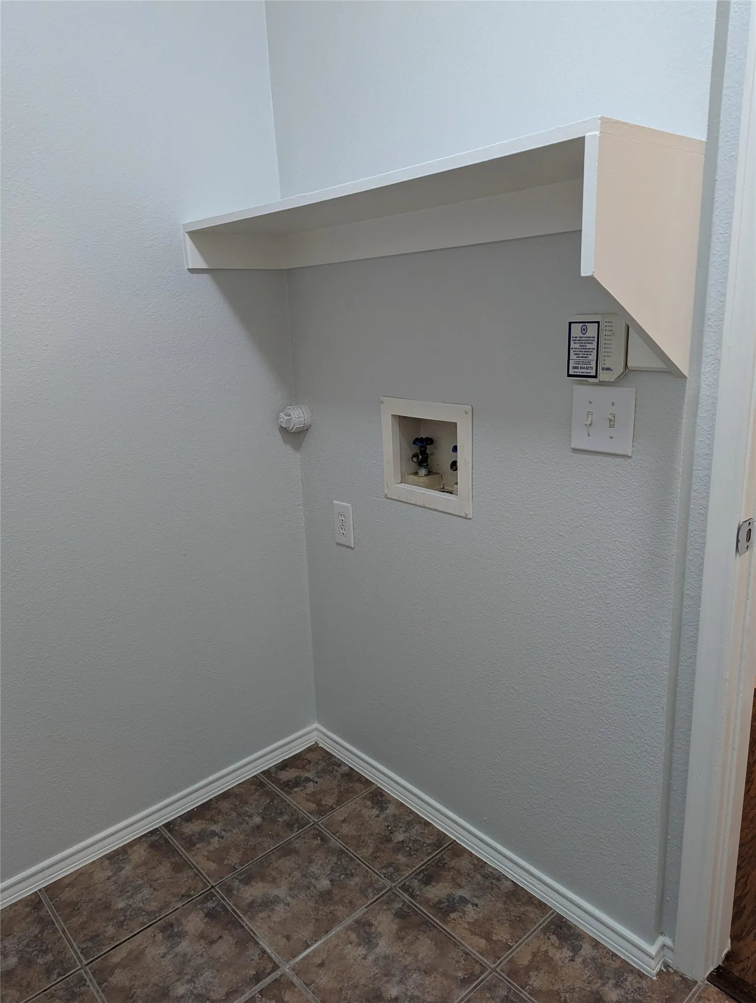 Single Family Residence For Rent in Collin County , 2003 Dove Crossing, Melissa, Texas 75454, 3 Bedroom, 2 Bathroom, 2 Garage spaces, 1,872 Sqft, built in 2002, mls#21367838, Real Estate Agent in Melissa, Homes For Rent in Collin county, Homes For Rent in Melissa, Realtor in Melissa Texas, Real Estate Brokerage Independent Realty Texas, Luminita Cordes Realtor