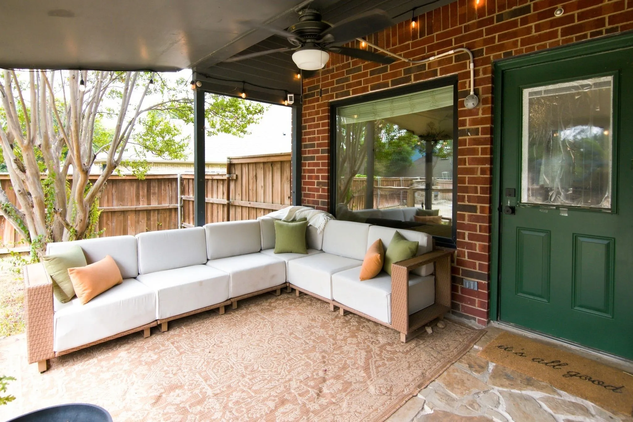 Single Family Residence For Sale in Tarrant County , 605 Keel Way, Azle, Texas 76020, 4 Bedroom, 3 Bathroom, 2 Garage spaces, 2,306 Sqft, built in 1990, mls#21366997, Real Estate Agent in Azle, Homes For Sale in Tarrant county, Homes For Sale in Azle, Realtor in Azle Texas, Real Estate Brokerage Independent Realty Texas, Luminita Cordes Realtor