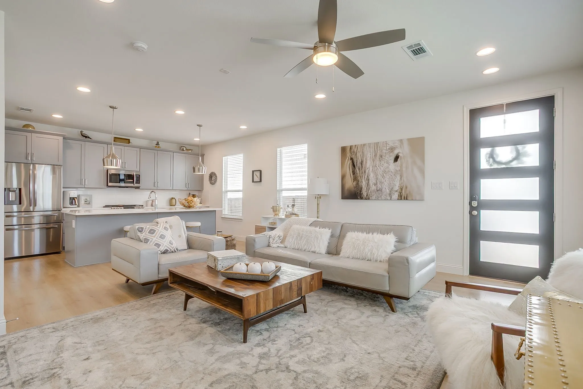 Townhouse For Sale in Tarrant County , 3461 Vista Highlands Lane, Fort Worth, Texas 76135, 3 Bedroom, 4 Bathroom, 2 Garage spaces, 1,697 Sqft, built in 2022, mls#21367841, Real Estate Agent in Fort Worth, Homes For Sale in Tarrant county, Homes For Sale in Fort Worth, Realtor in Fort Worth Texas, Real Estate Brokerage Independent Realty Texas, Luminita Cordes Realtor