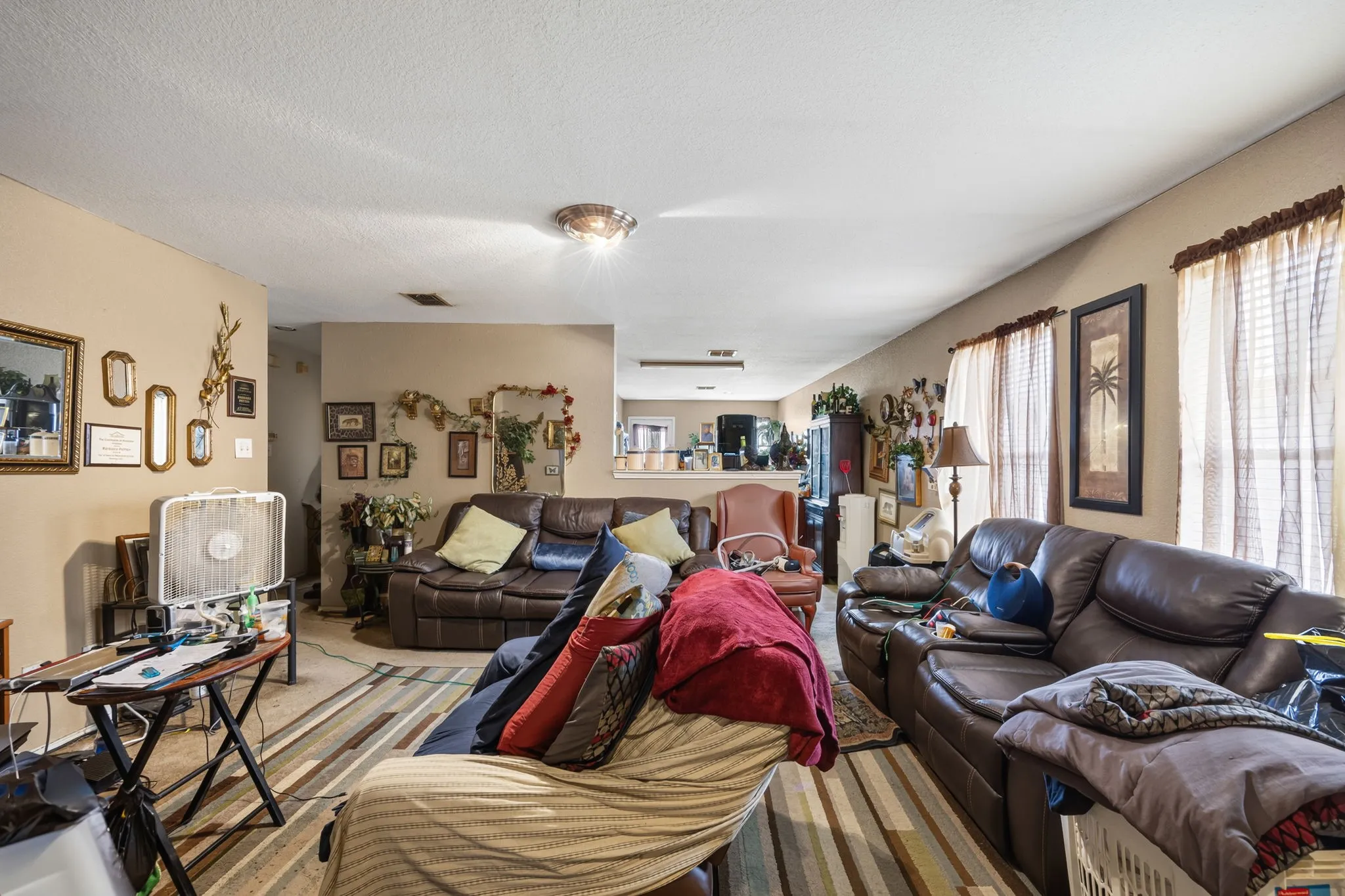 Single Family Residence For Sale in Tarrant County , 1344 Castle Ridge Road, Fort Worth, Texas 76140, 2 Bedroom, 1 Bathroom, 2 Garage spaces, 1,030 Sqft, built in 2006, mls#21367855, Real Estate Agent in Fort Worth, Homes For Sale in Tarrant county, Homes For Sale in Fort Worth, Realtor in Fort Worth Texas, Real Estate Brokerage Independent Realty Texas, Luminita Cordes Realtor