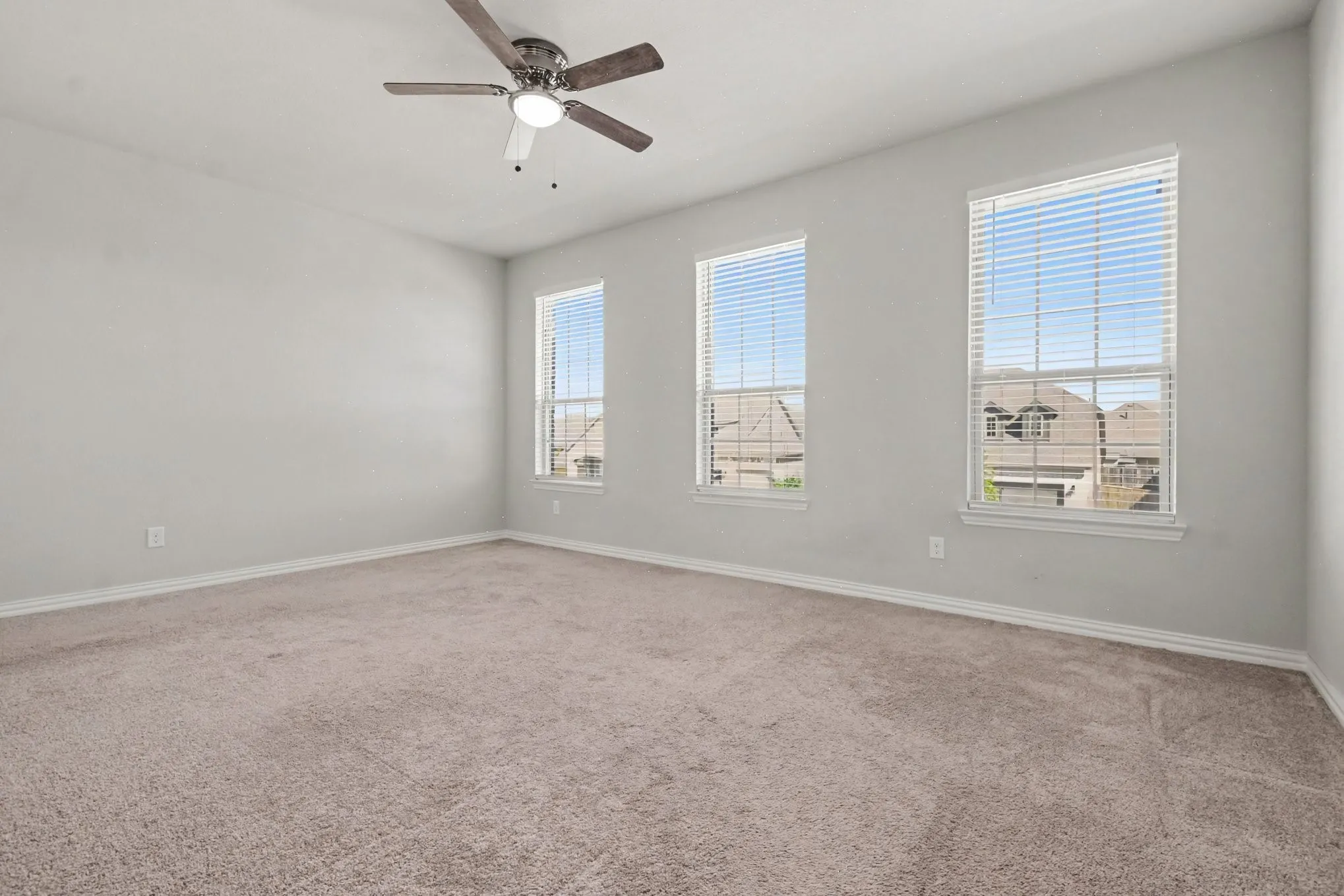Single Family Residence For Sale in Denton County , 2901 Lakeside Drive, Providence Village, Texas 76227, 6 Bedroom, 5 Bathroom, 3 Garage spaces, 3,947 Sqft, built in 2020, mls#21362012, Real Estate Agent in Providence Village, Homes For Sale in Denton county, Homes For Sale in Providence Village, Realtor in Providence Village Texas, Real Estate Brokerage Independent Realty Texas, Luminita Cordes Realtor