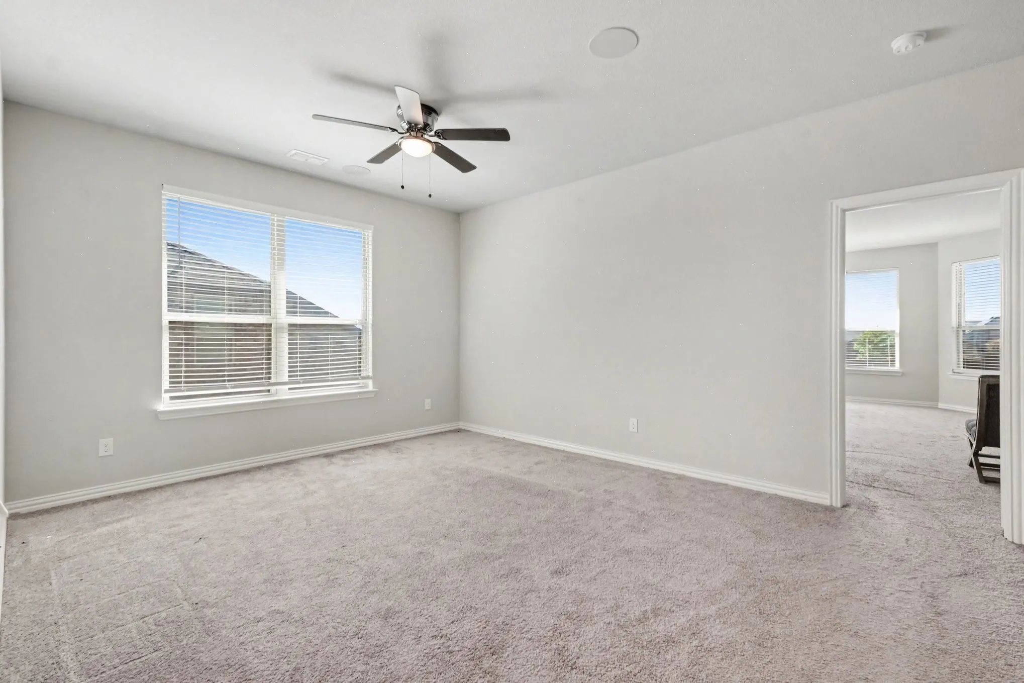 Single Family Residence For Sale in Denton County , 2901 Lakeside Drive, Providence Village, Texas 76227, 6 Bedroom, 5 Bathroom, 3 Garage spaces, 3,947 Sqft, built in 2020, mls#21362012, Real Estate Agent in Providence Village, Homes For Sale in Denton county, Homes For Sale in Providence Village, Realtor in Providence Village Texas, Real Estate Brokerage Independent Realty Texas, Luminita Cordes Realtor