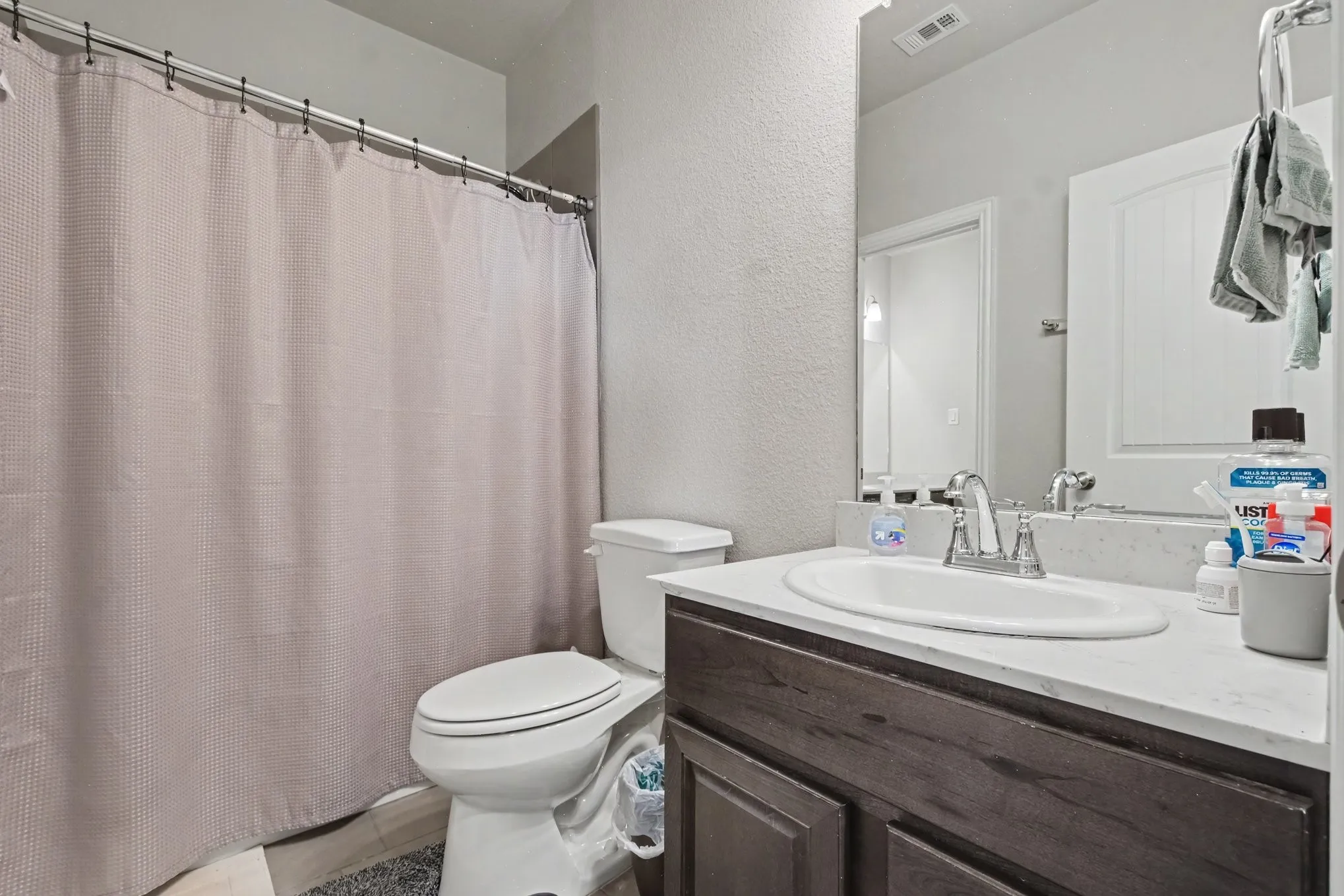 Single Family Residence For Sale in Denton County , 2901 Lakeside Drive, Providence Village, Texas 76227, 6 Bedroom, 5 Bathroom, 3 Garage spaces, 3,947 Sqft, built in 2020, mls#21362012, Real Estate Agent in Providence Village, Homes For Sale in Denton county, Homes For Sale in Providence Village, Realtor in Providence Village Texas, Real Estate Brokerage Independent Realty Texas, Luminita Cordes Realtor